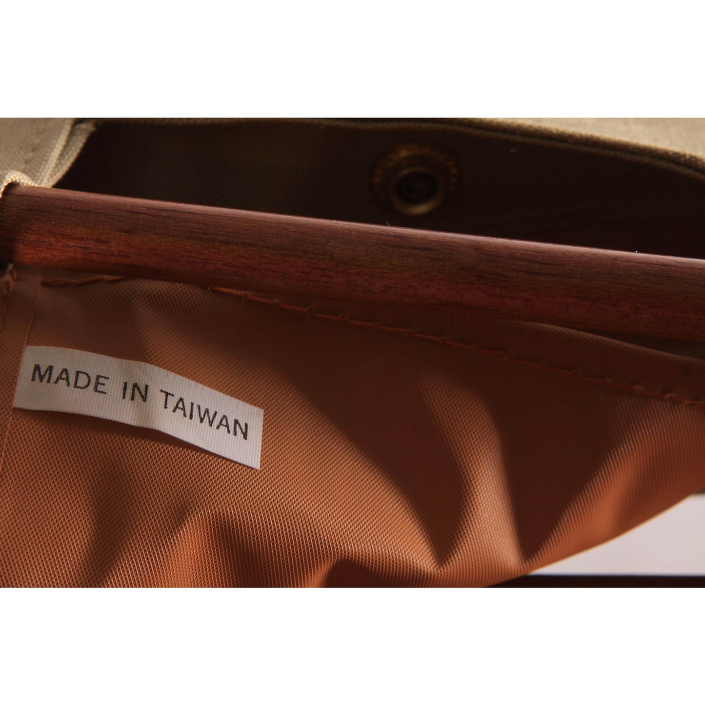 Deadstock 1970s Tan and Brown Novelty Tupperware Advertisement Wood Top Handle Purse Bag