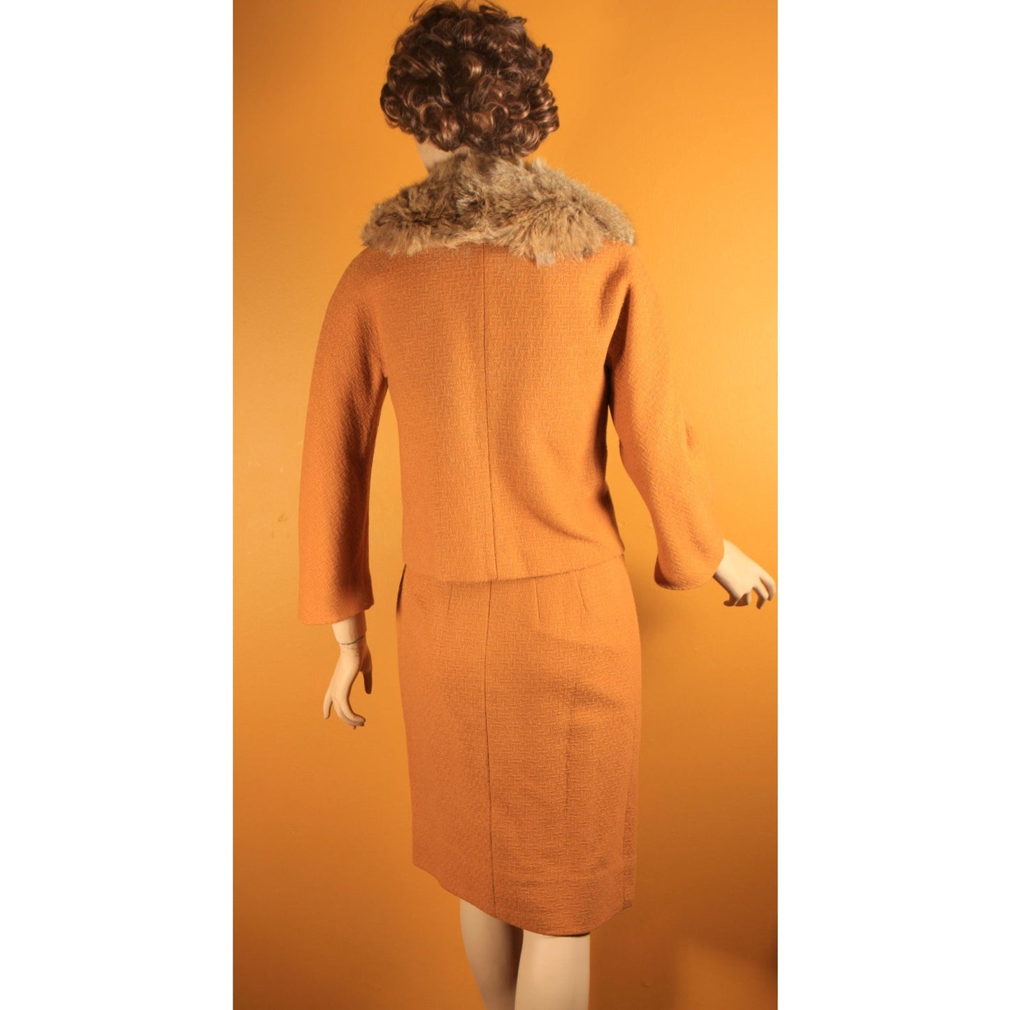 1950s Harvest Gold Yellow Bracelet Sleeve Fox Fur Collar Jacket and Pencil Skirt Two Piece Suit Outfit -XS