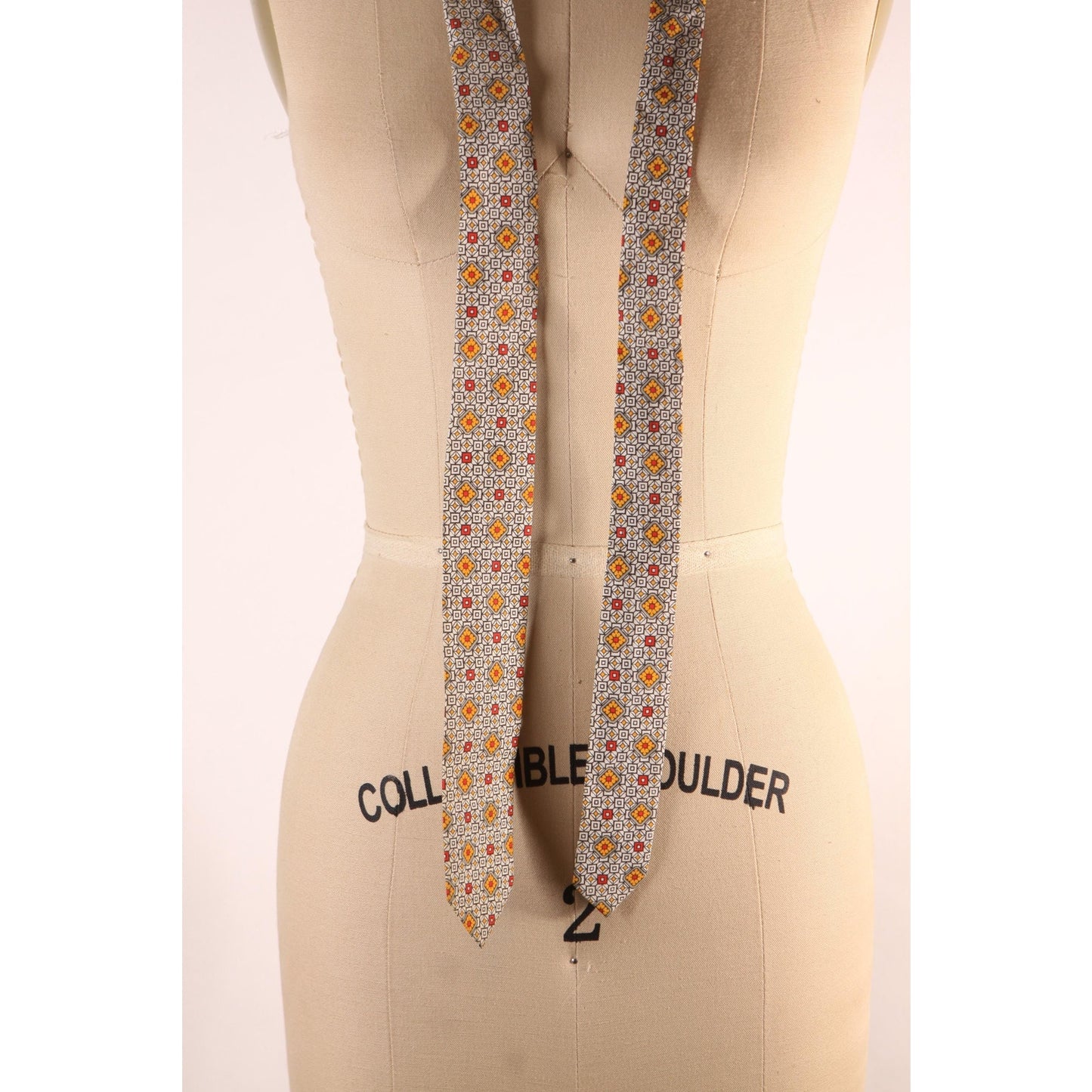 1960s White, Yellow and Red Geometric Print Necktie Tie by Holiday Cottons by Melbroke