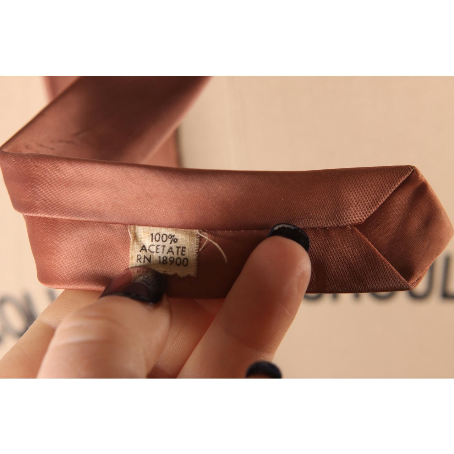 1950s 1960s Brown Crest Necktie Tie