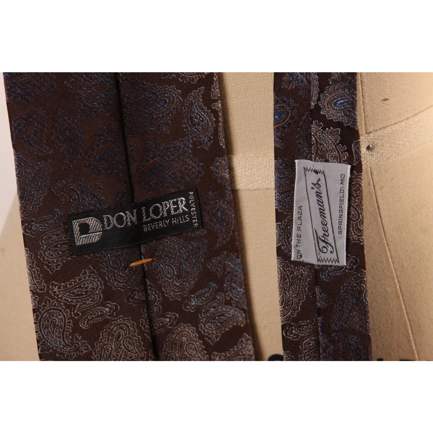 1970s Dark Brown and Blue Paisley Swirl Ombre Fade Wide Necktie Tie by Don Loper & Freeman's