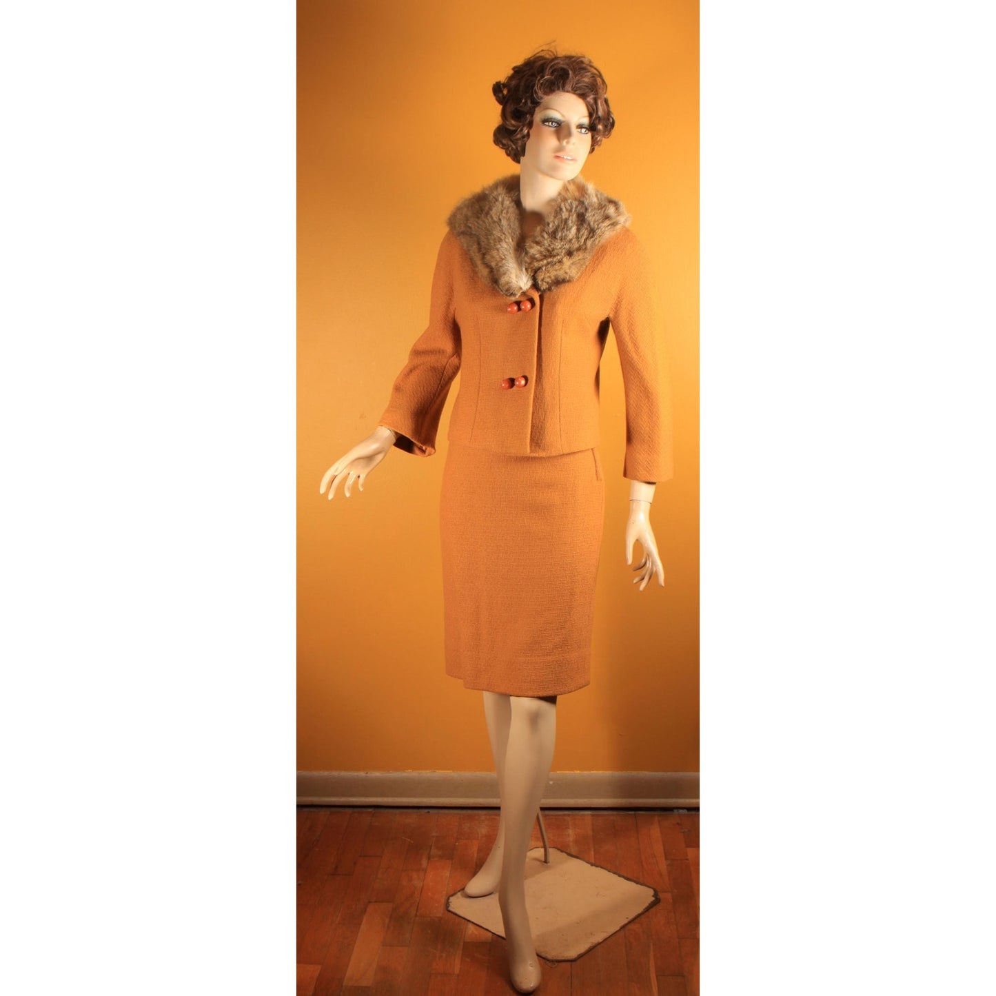1950s Harvest Gold Yellow Bracelet Sleeve Fox Fur Collar Jacket and Pencil Skirt Two Piece Suit Outfit -XS