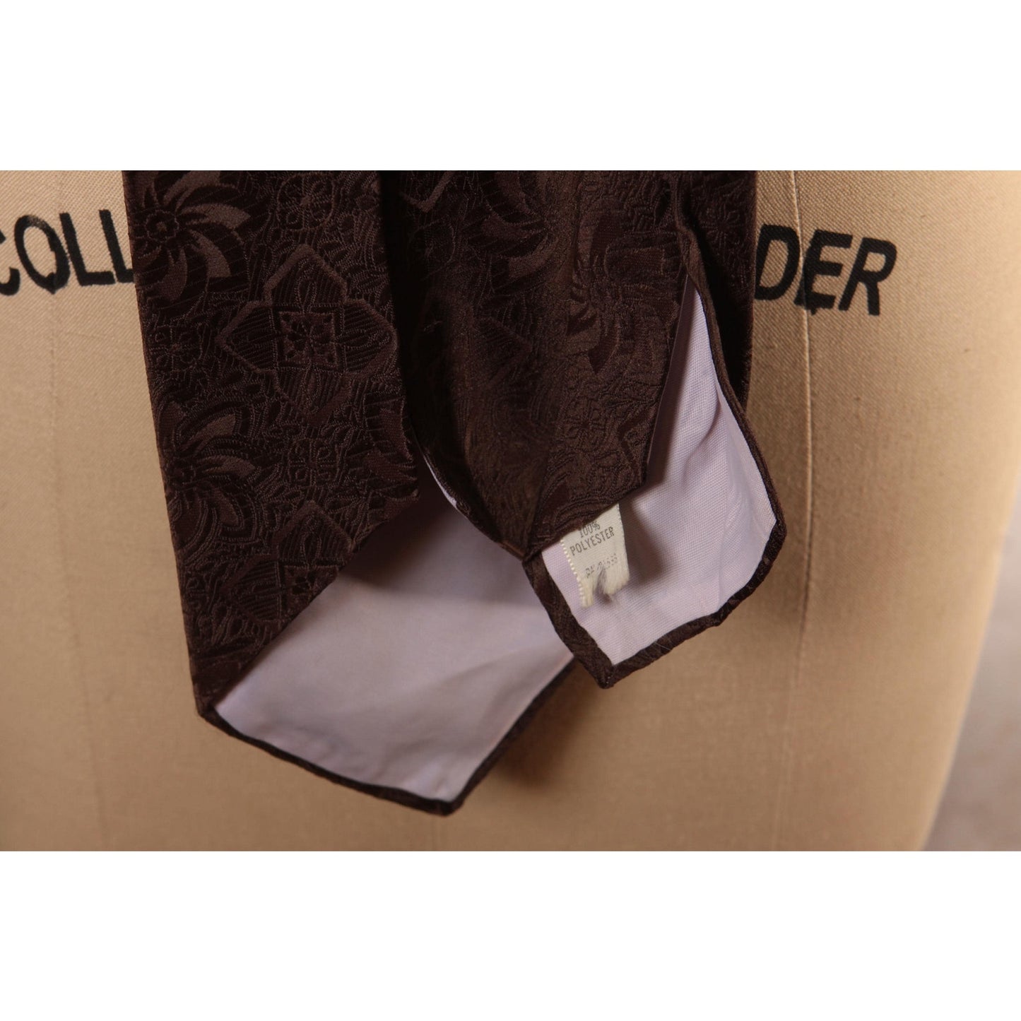 1970s Brown Floral Textured Polyester Wide Necktie Tie