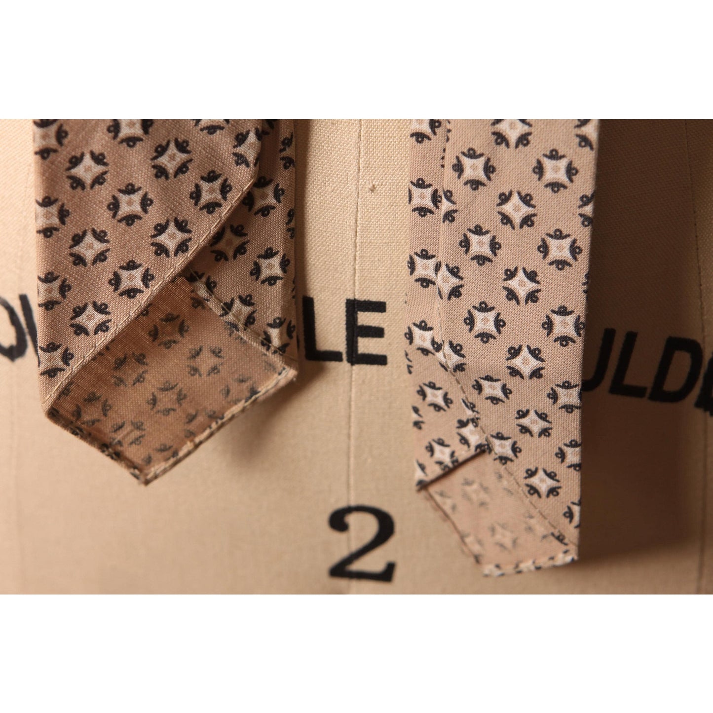 1950s Tan and Black Atomic Starburst Necktie Tie by Palm Beach by Beau Brummell