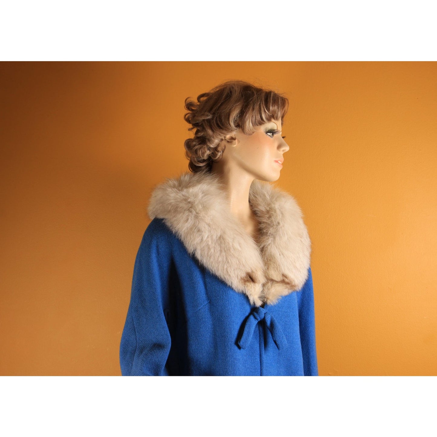 Early 1960s Blue Bracelet Sleeve Fox Fur Collar Jacket with Matching Pencil Skirt Suit Two Piece Outfit by Lilli Ann -1XL