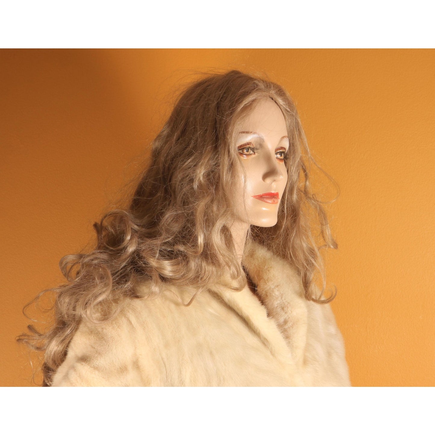 1980s Blonde Cream Off White Mink Fur Long Sleeve Coat by McDaniel's -S