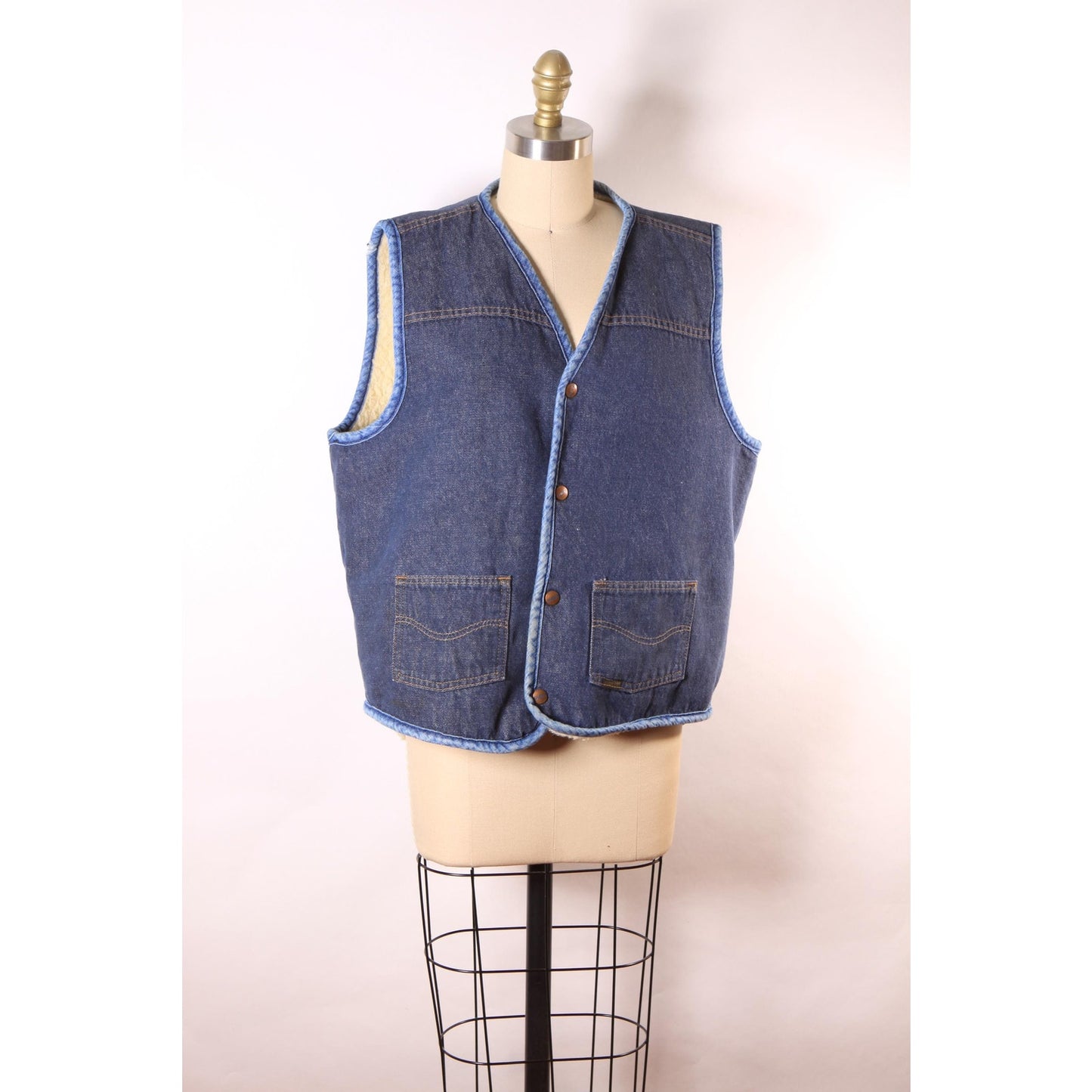 1970s Denim Metal Snap Faux Sherpa Lined Western Men’s Vest by Sears Roebucks-L