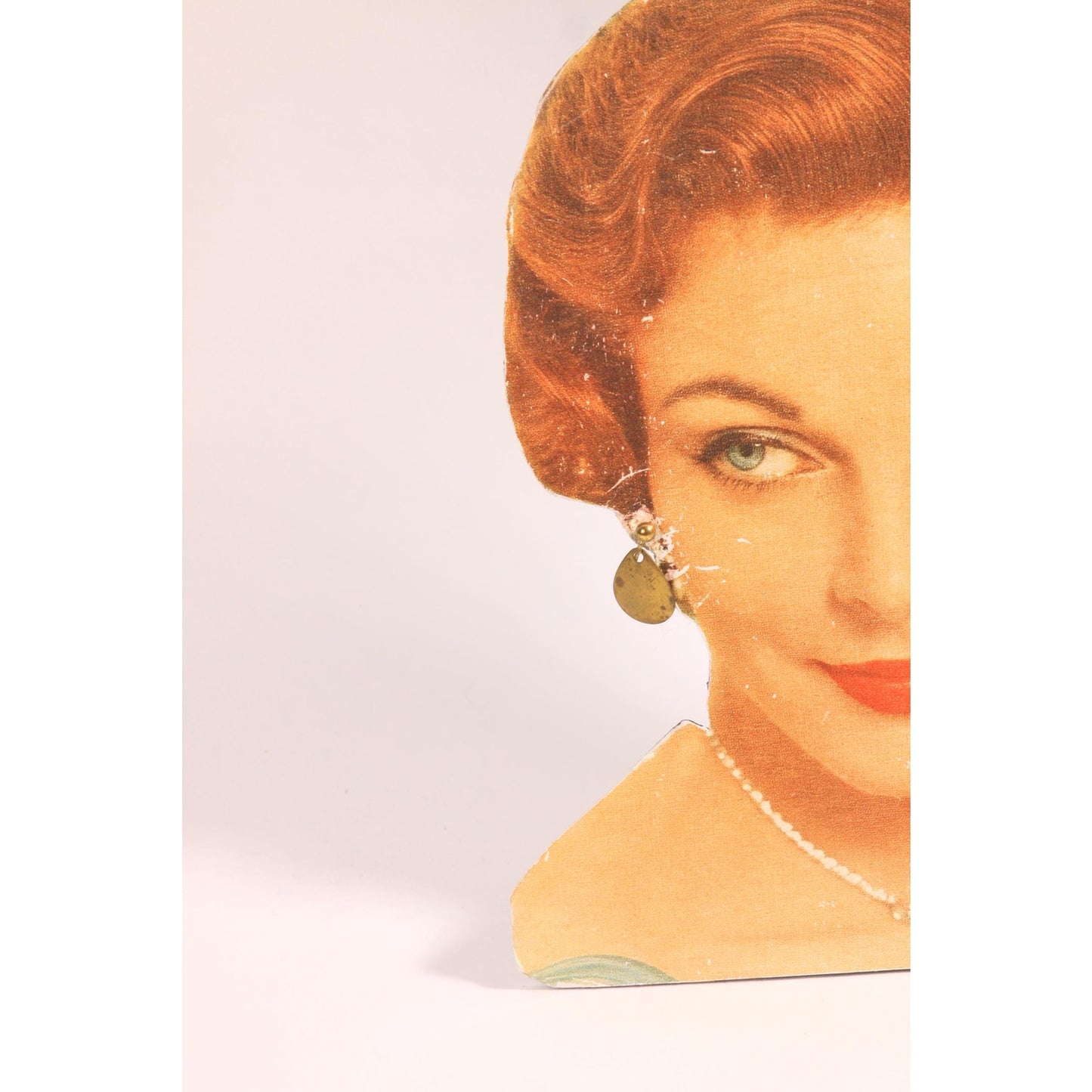 1950s Brass Tone Metal Tear Drop Screw Back Earrings