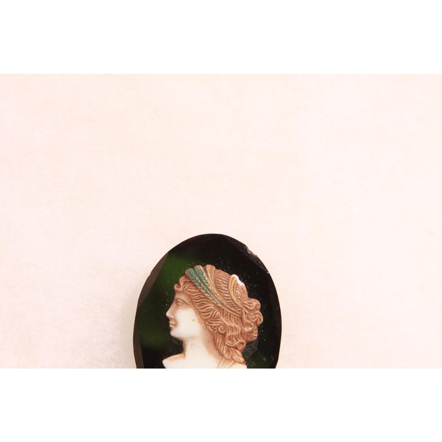 1930s 1940s Black, Cream and Brown Cameo Brooch
