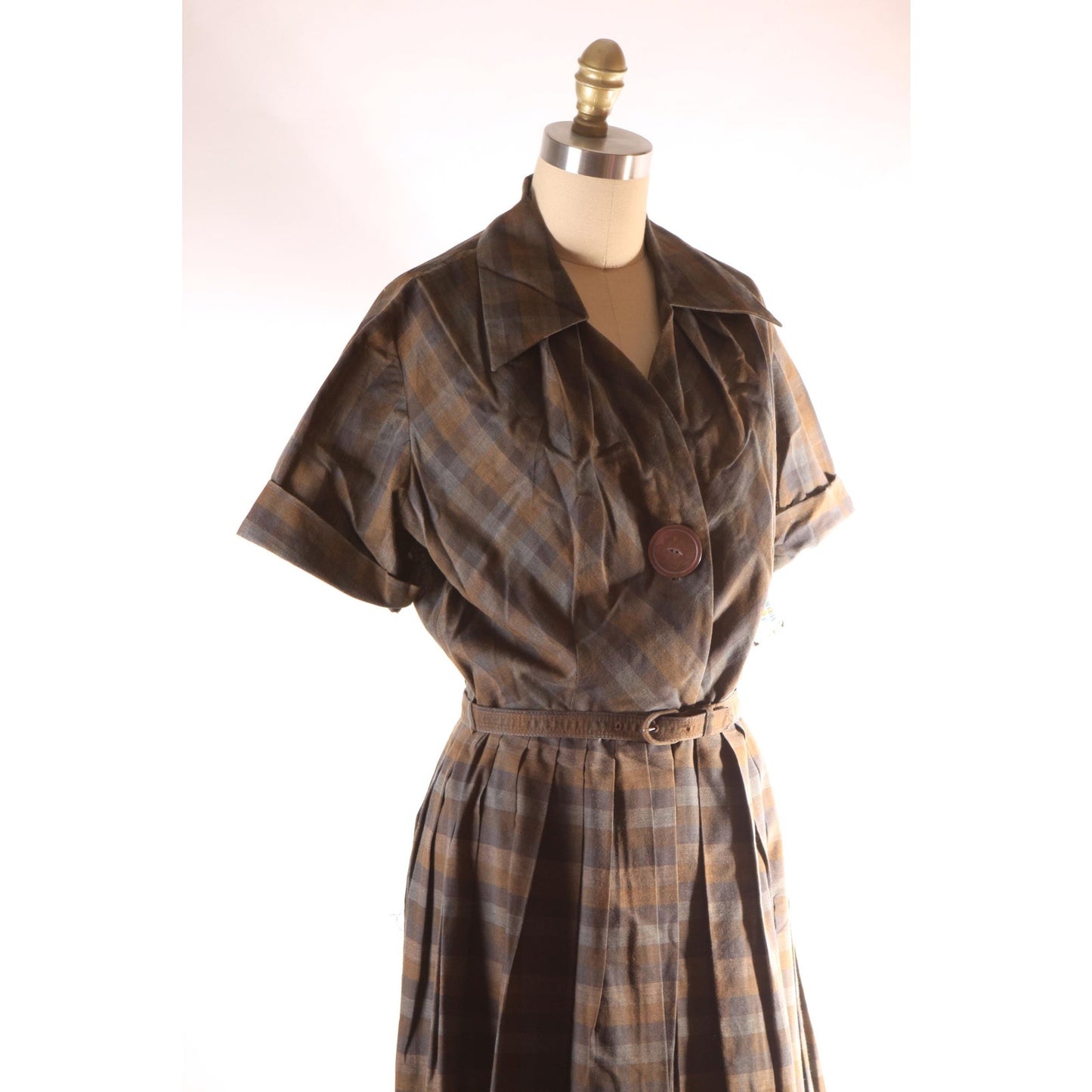 1950s Brown and Gray Plaid Oversized Button Short Sleeve Fit and Flare Belted Dress by Fashionmaker -M