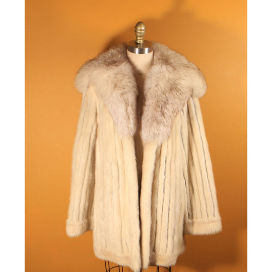 Early 1970s White Mink and White and Gray Fox Fur Collar Long Sleeve Coat -M-L