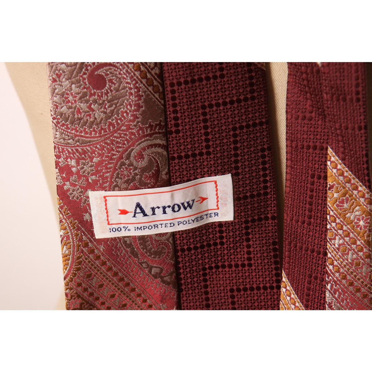 1970s Dark Red Burgundy and Tan Polyester Patterned Wide Paisley Necktie Tie by Arrow