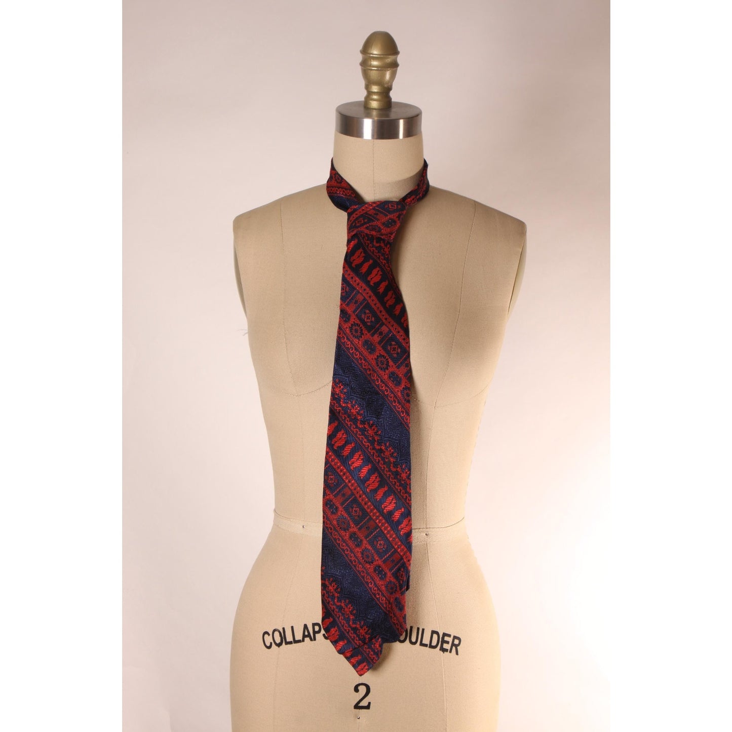 1970s Navy Blue and Red Novelty Penguin Necktie Tie