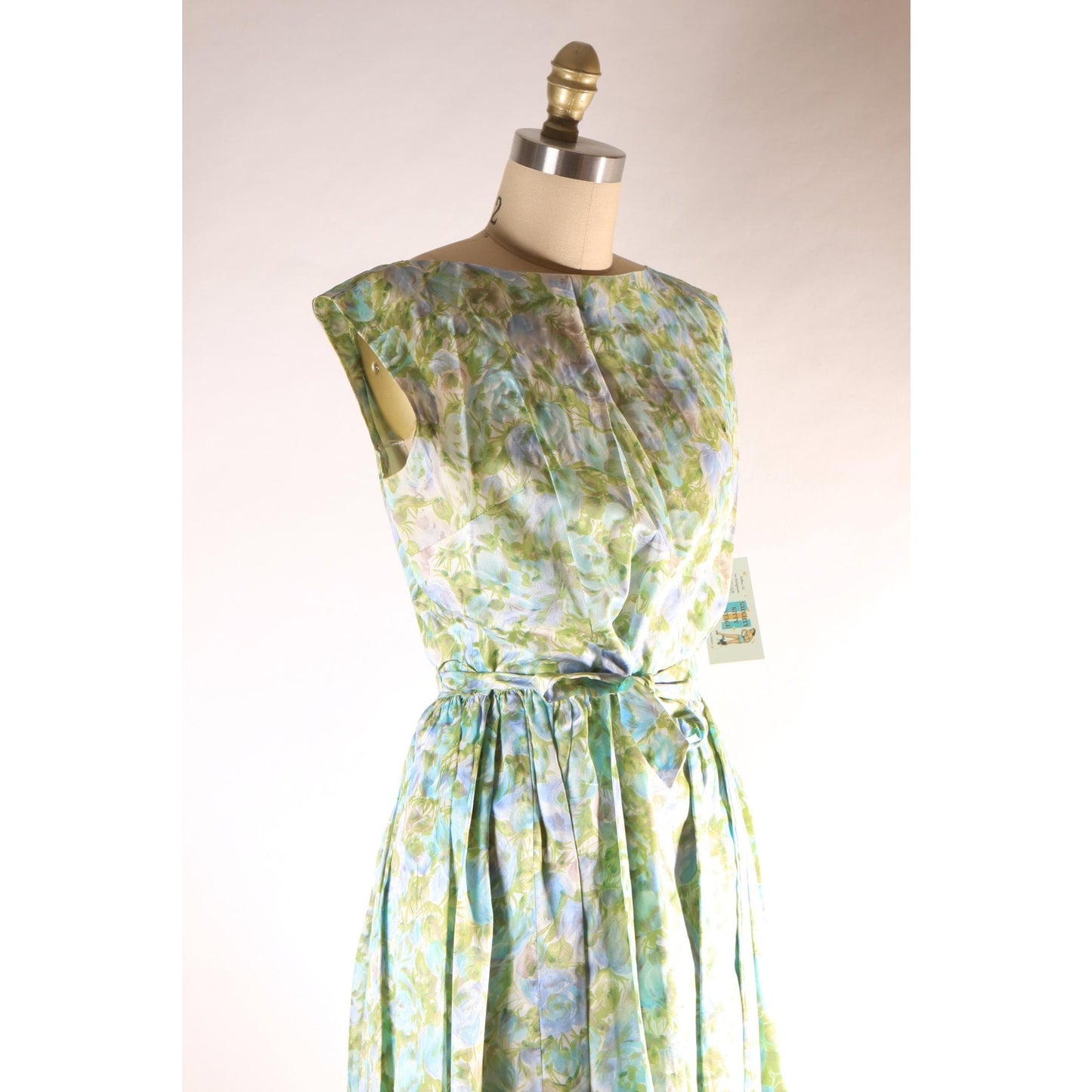 1950s Blue and Green Floral Sleeveless Belted Flared Dress