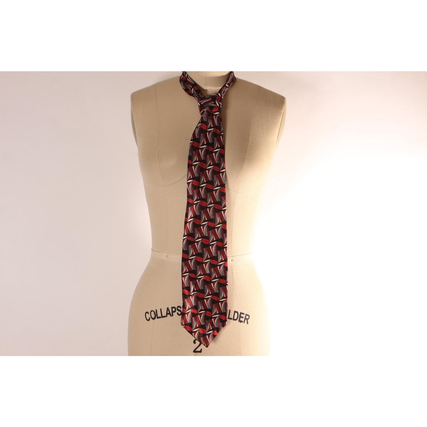 1980s 1990s Geometric Red, Gray, Black and White Necktie Tie by Insignia