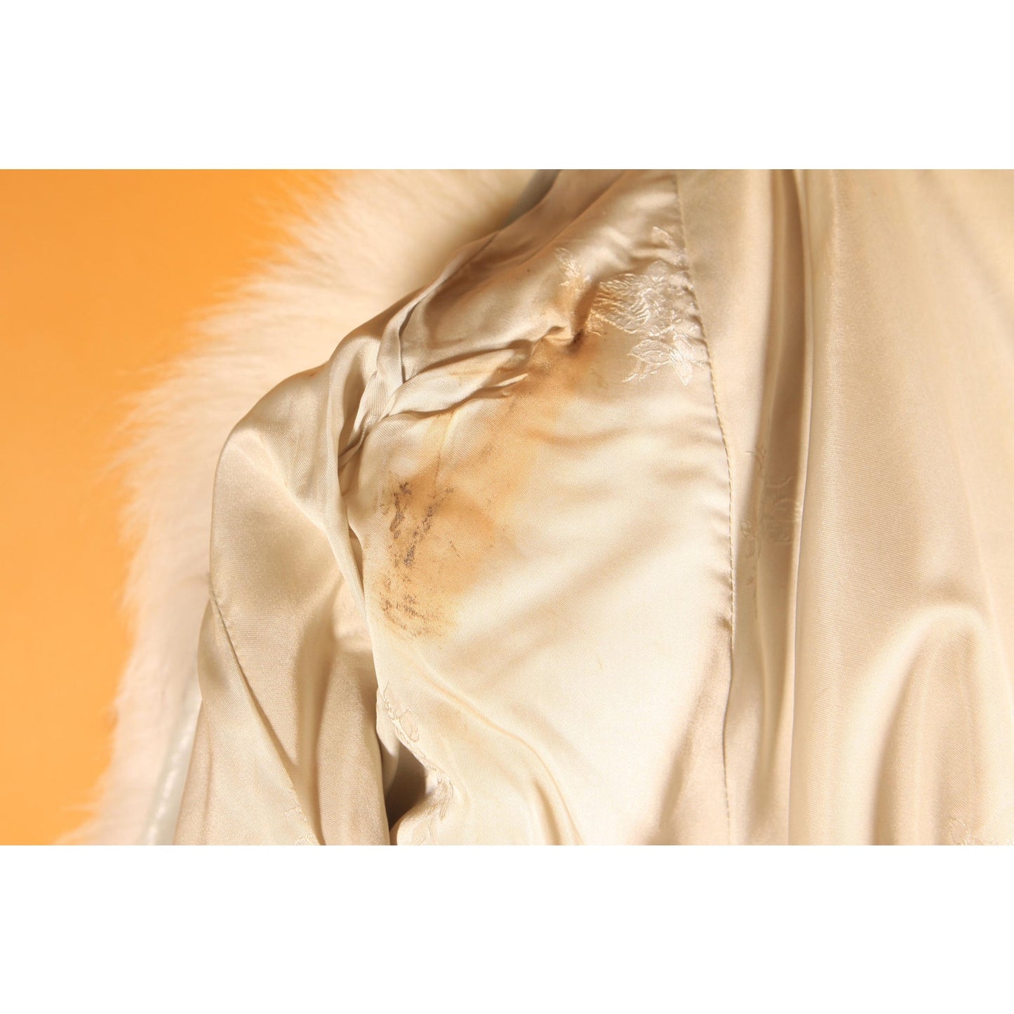 Late 1970s Early 1980s White and Gray Fox Fur Long Sleeve Coat -S