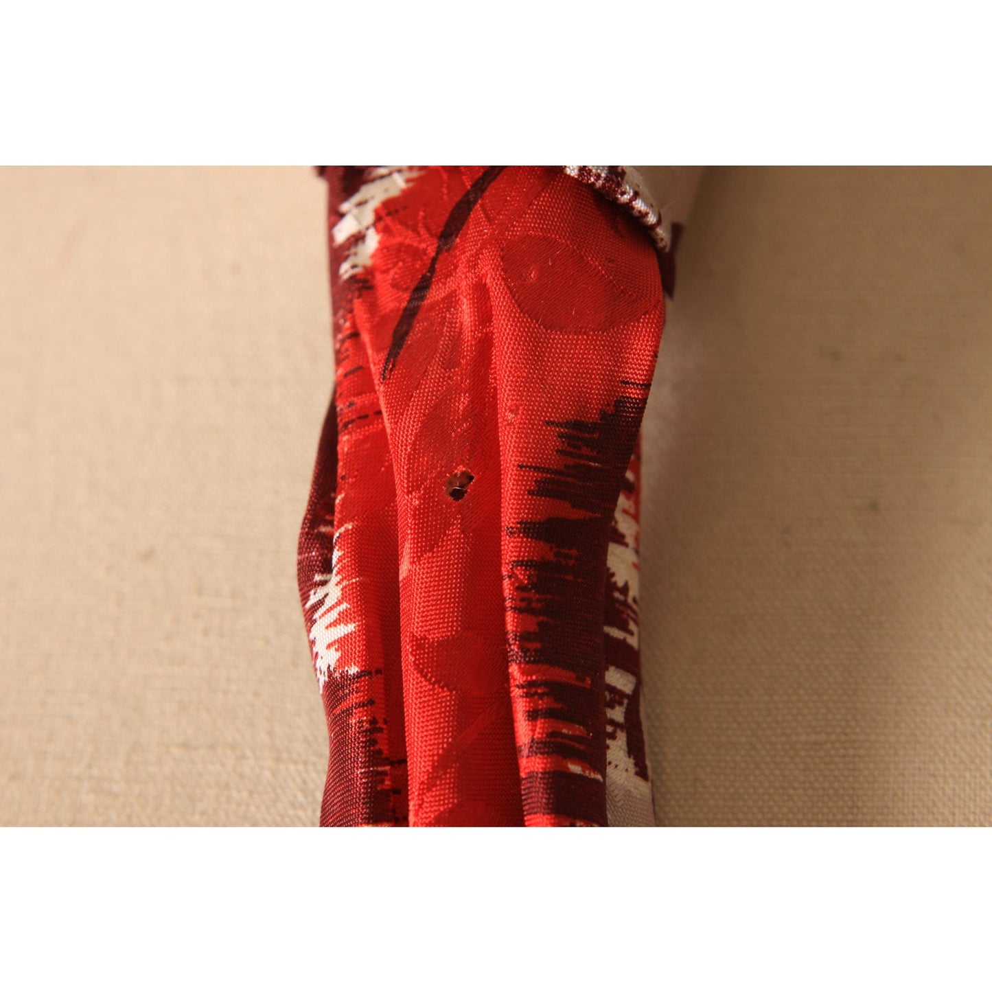 1950s Novelty Abstract Leaf Dark Red and Orange Red Mens Necktie Tie by Wilson Faultless