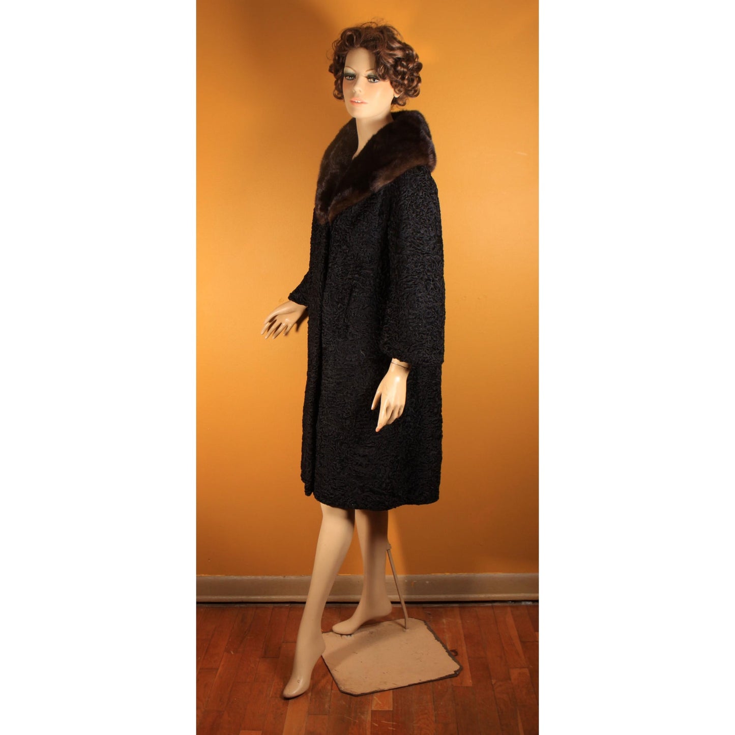 1950s Black Persian Lamb Fur and Mink Fur Trim Collar Long Sleeve Coat by Le Don Original Furs -M-L