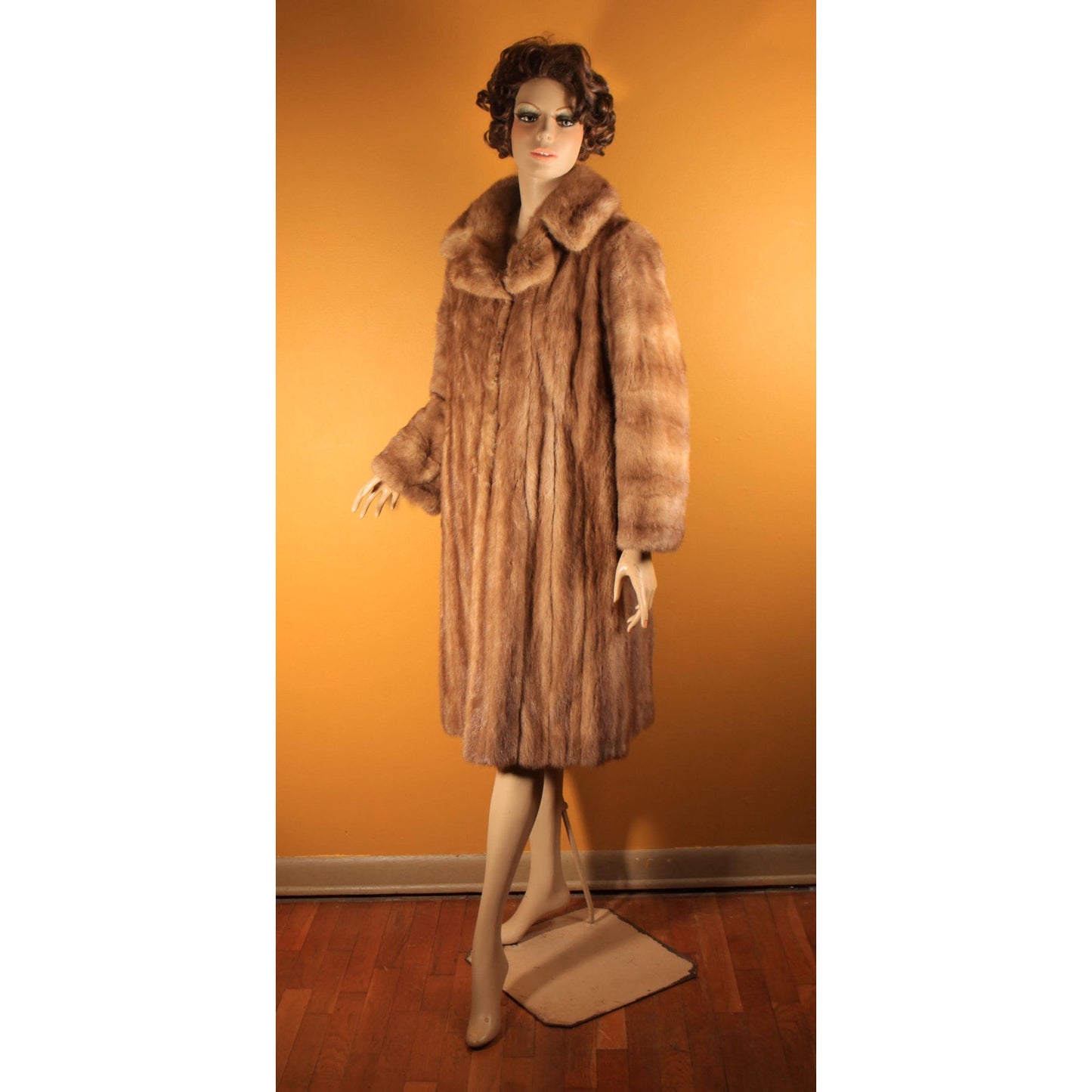 1950s Honey Brown Long Sleeve Mink Fur Coat by Paul Klink Furs -L