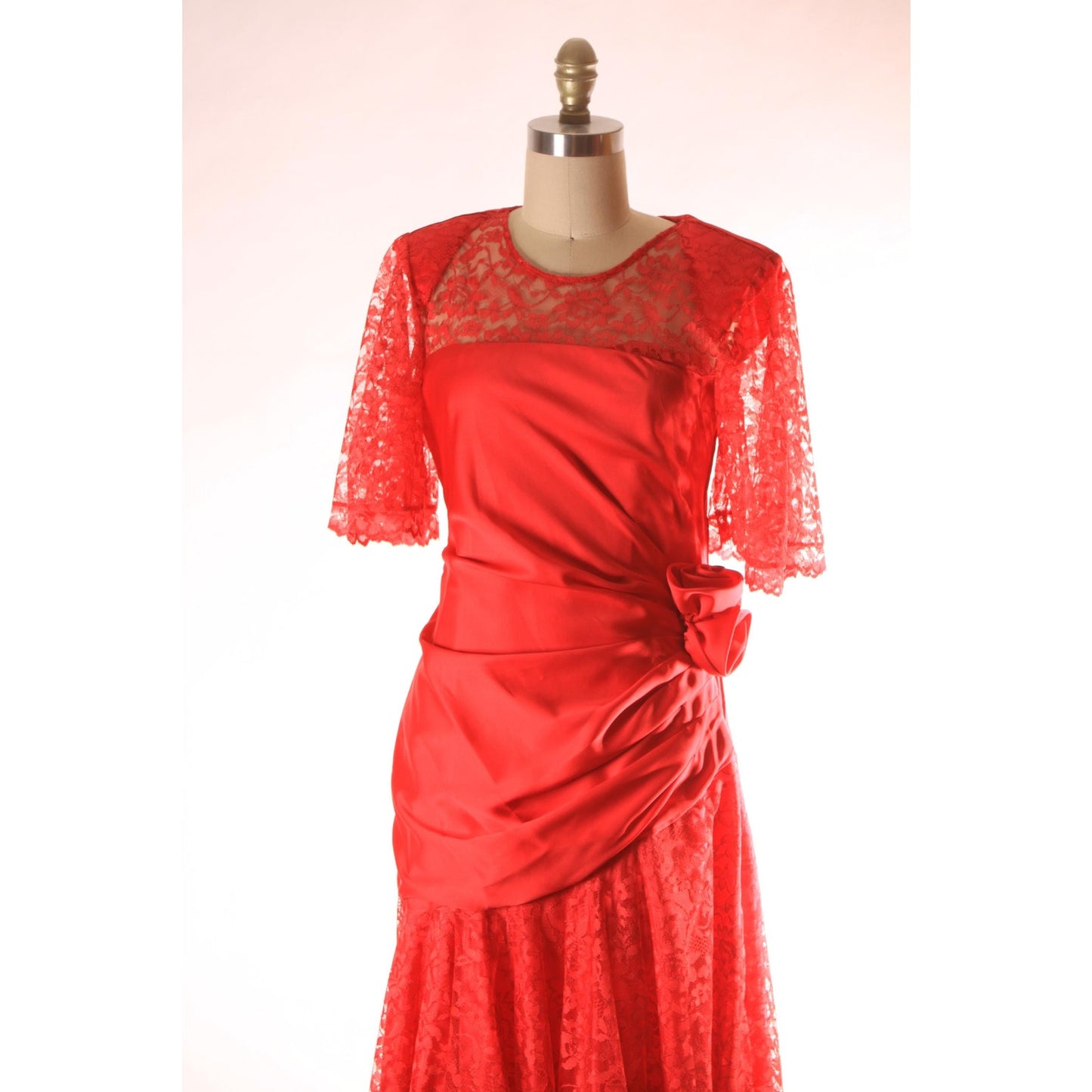 1980s Sheer Red Lace Half Sleeve Draped Drop Waist Rose Detail Lydia Deetz Formal Prom Dress -S