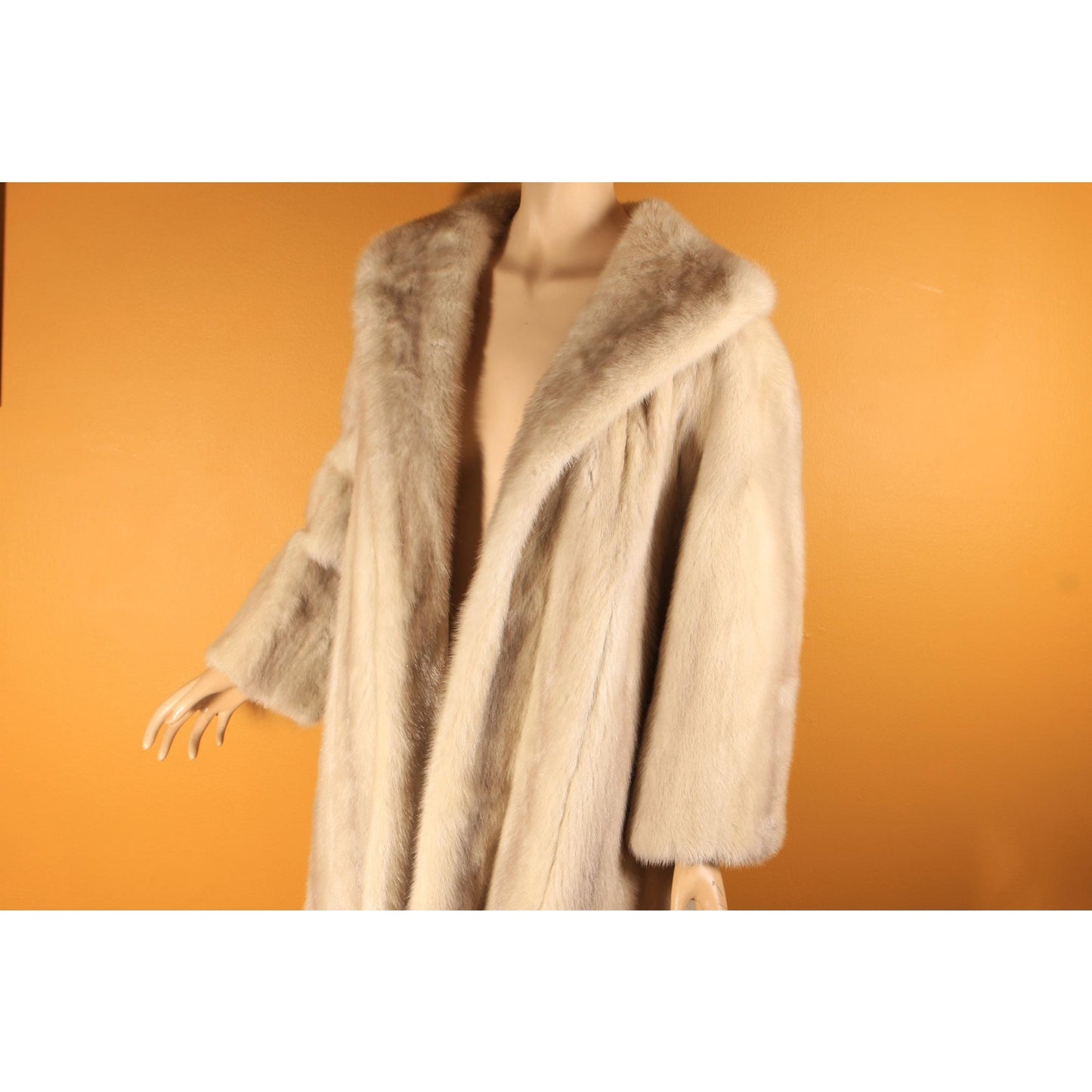 1950s Blonde Cream Off White Long Sleeve Mink Fur Coat by Irene of London -M-L