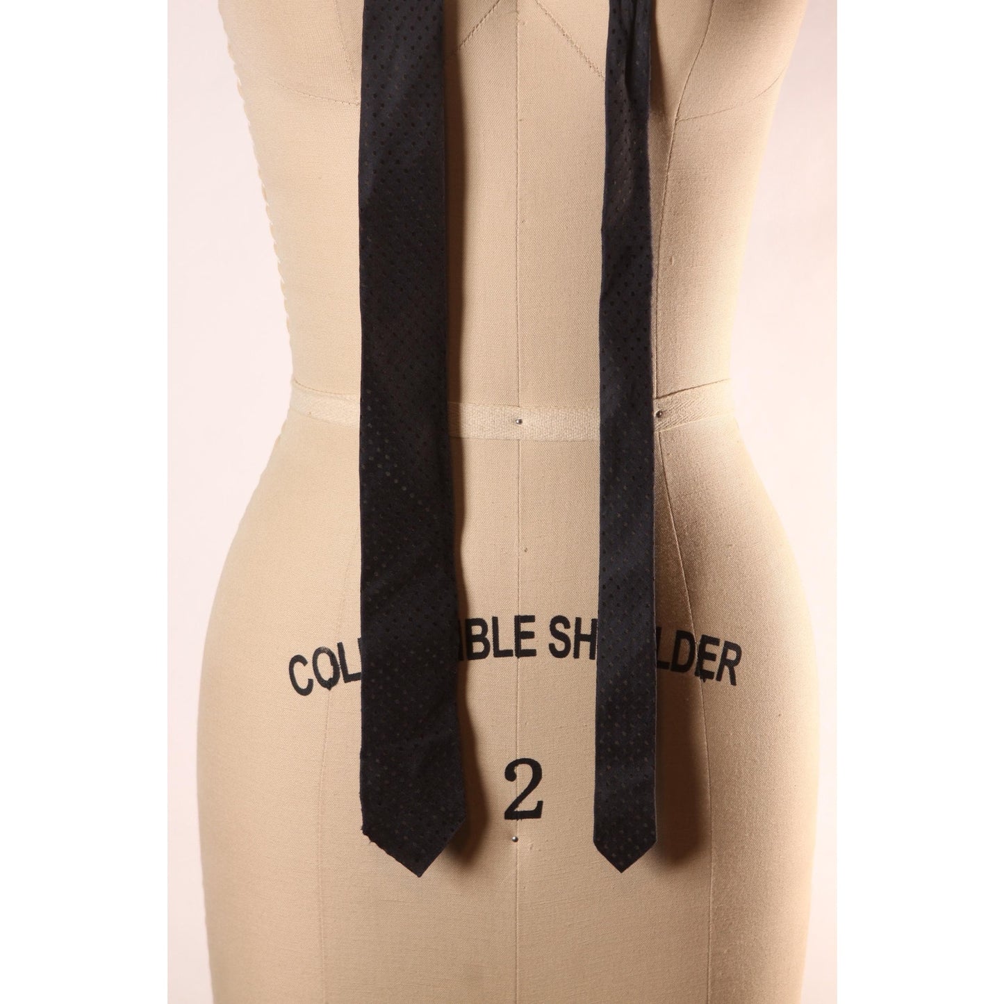 1960s Black Polka Dot Skinny Necktie Tie