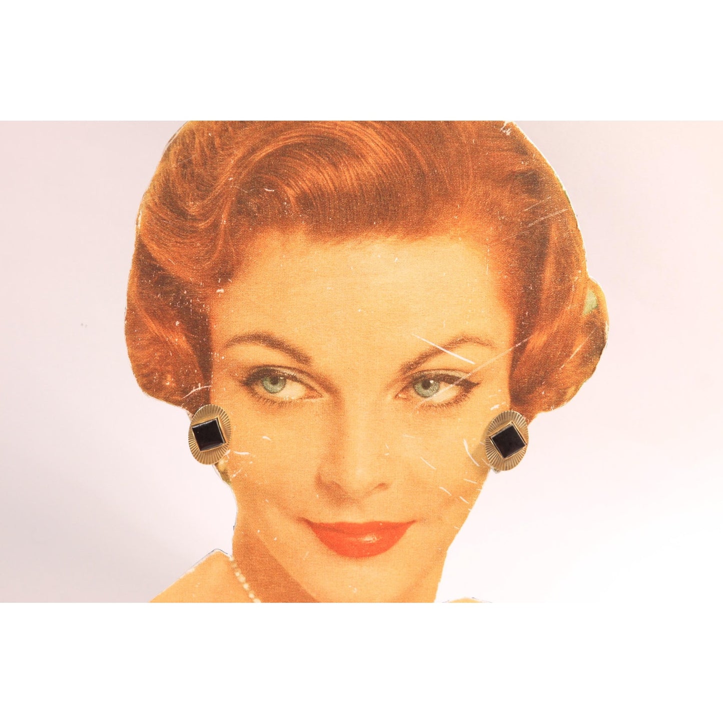 1950s Gold Tone Metal and Black Stone Oval Screw Back Earrings