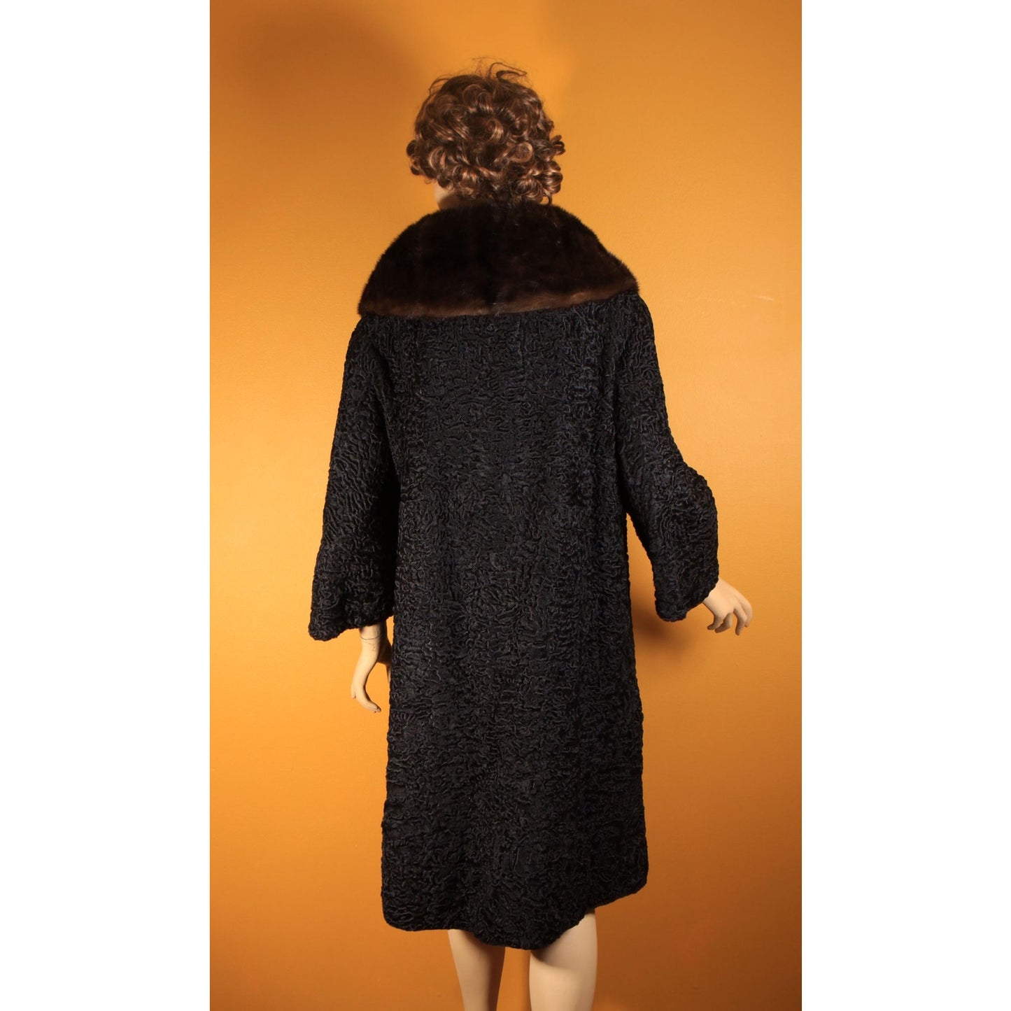 1950s Black Persian Lamb Fur and Mink Fur Trim Collar Long Sleeve Coat by Le Don Original Furs -M-L