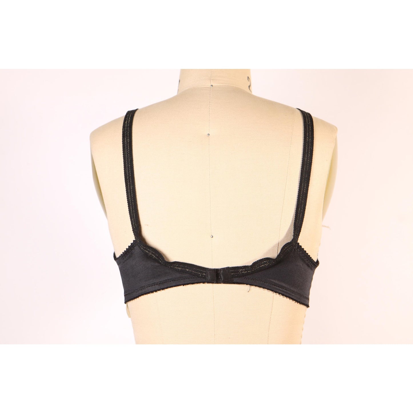1970s Black Lightly Padded Bow Detail Bra by Montgomery Ward-38B