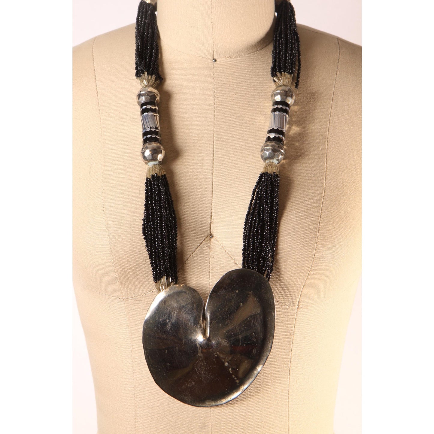 1970s 1980s Black and Silver Tone Metal Beaded Heart Oversized Chunky Pendant Necklace