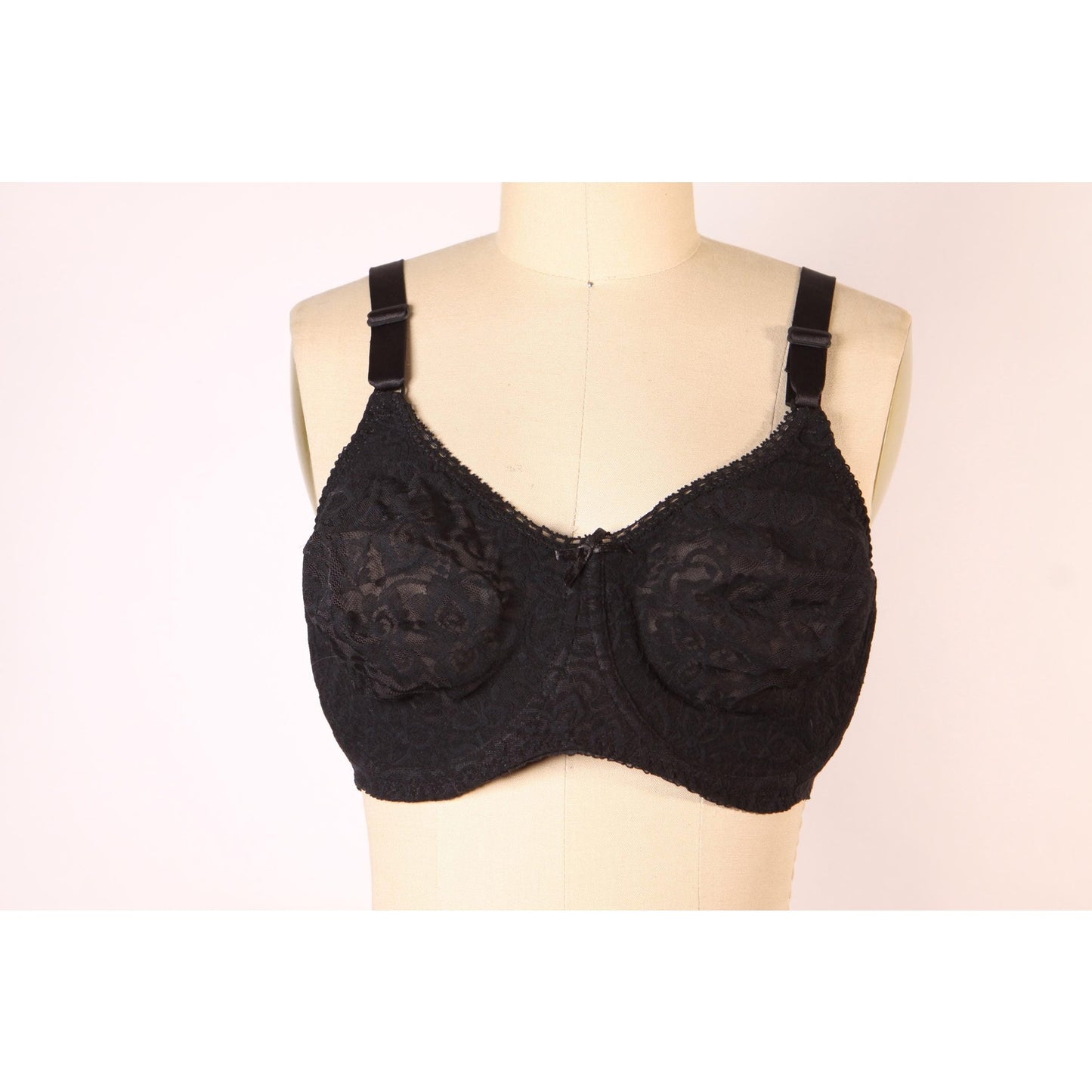 1980s Sheer Black Floral Lace Bow Detail Bra by Bali-38D