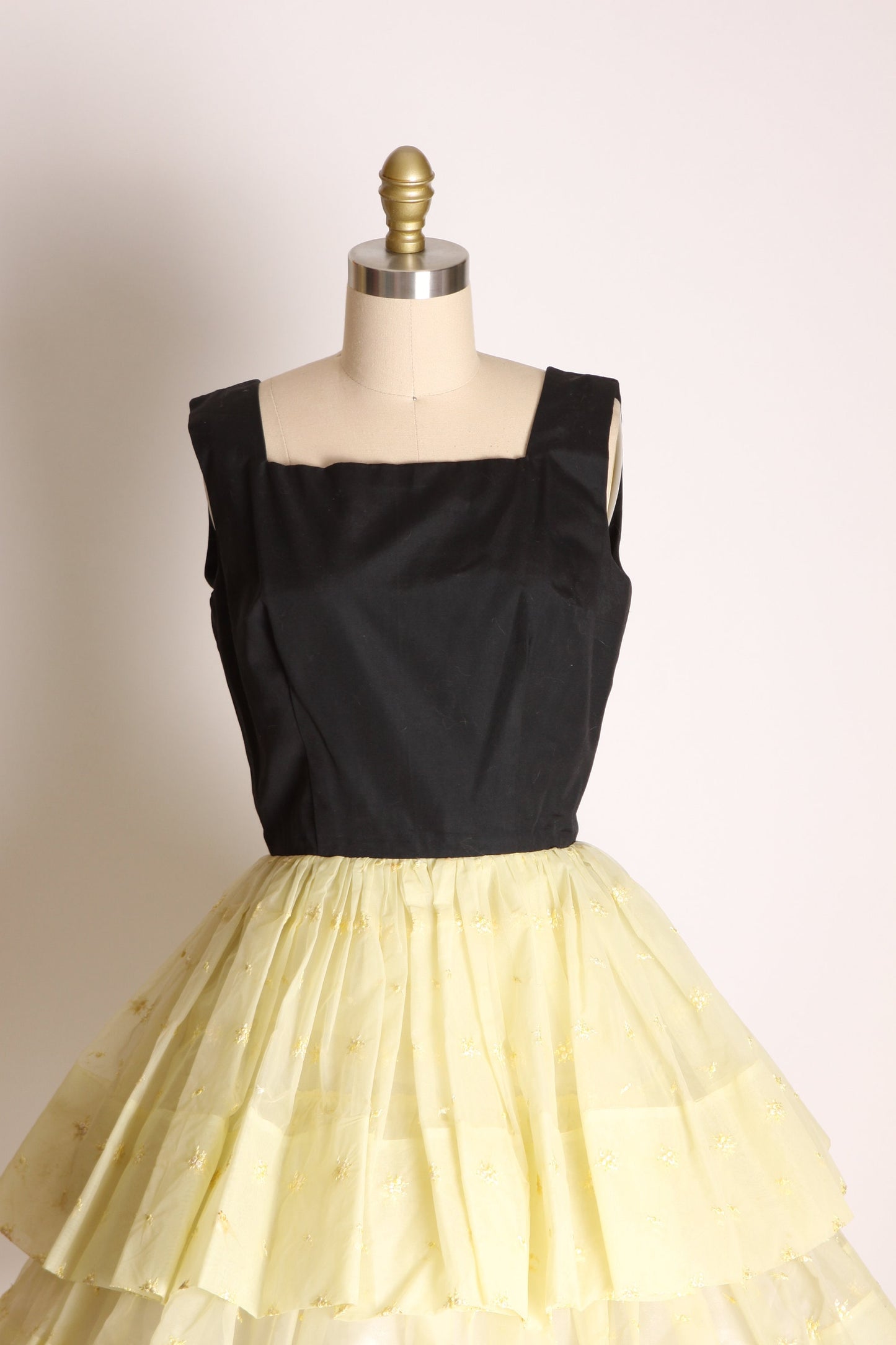 1950s Black Cotton Sleeveless Bodice Sheer Cream Yellow Tiered Ruffle Dress -S