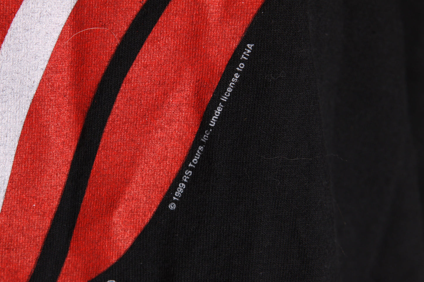 1999 1990s Black, Red and White Rolling Stones Tongue Band Concert T Shirt by All Sport International -L