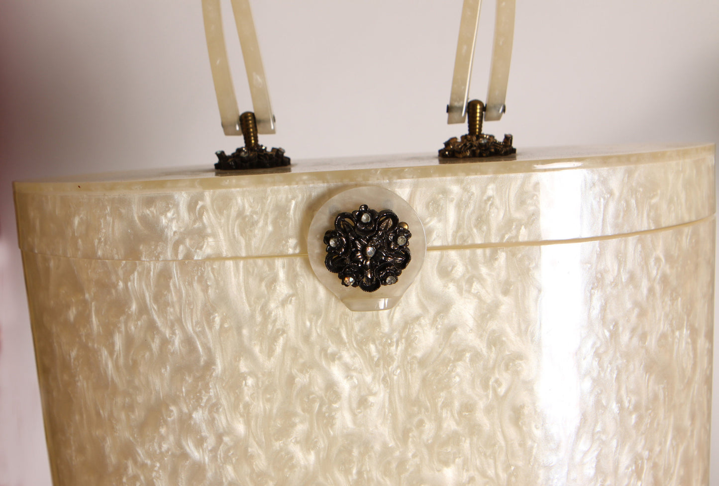 1950s Cream Pearl Swirl Lucite Large Top Handle Ornate Hardware Purse by Wilardy