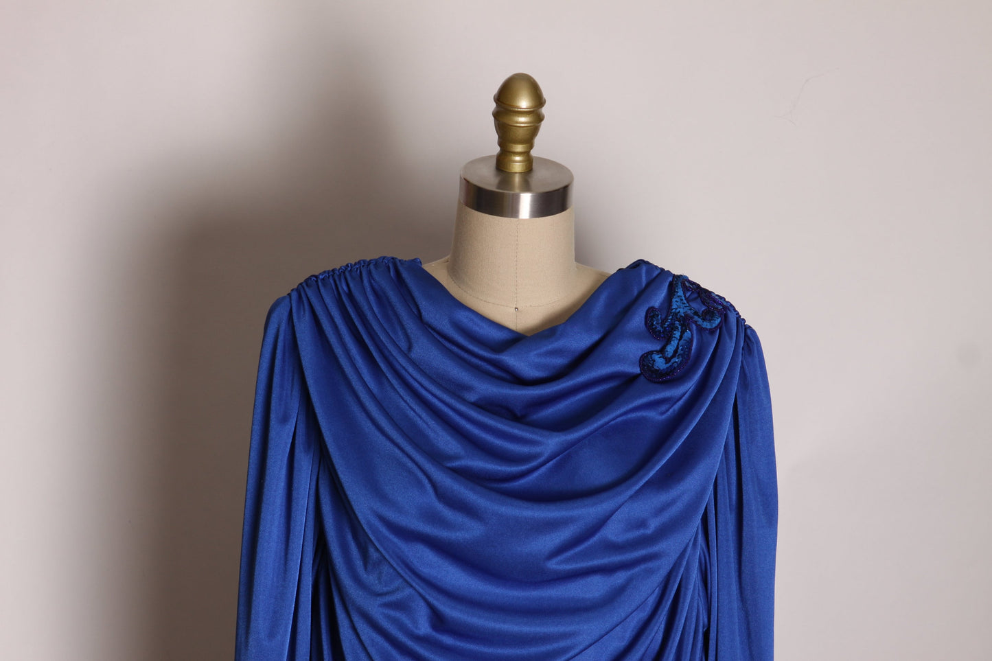 1980s Blue Long Sleeve Pointed Scarf Like Hem Draped Formal Sequin Detail Dress -1XL