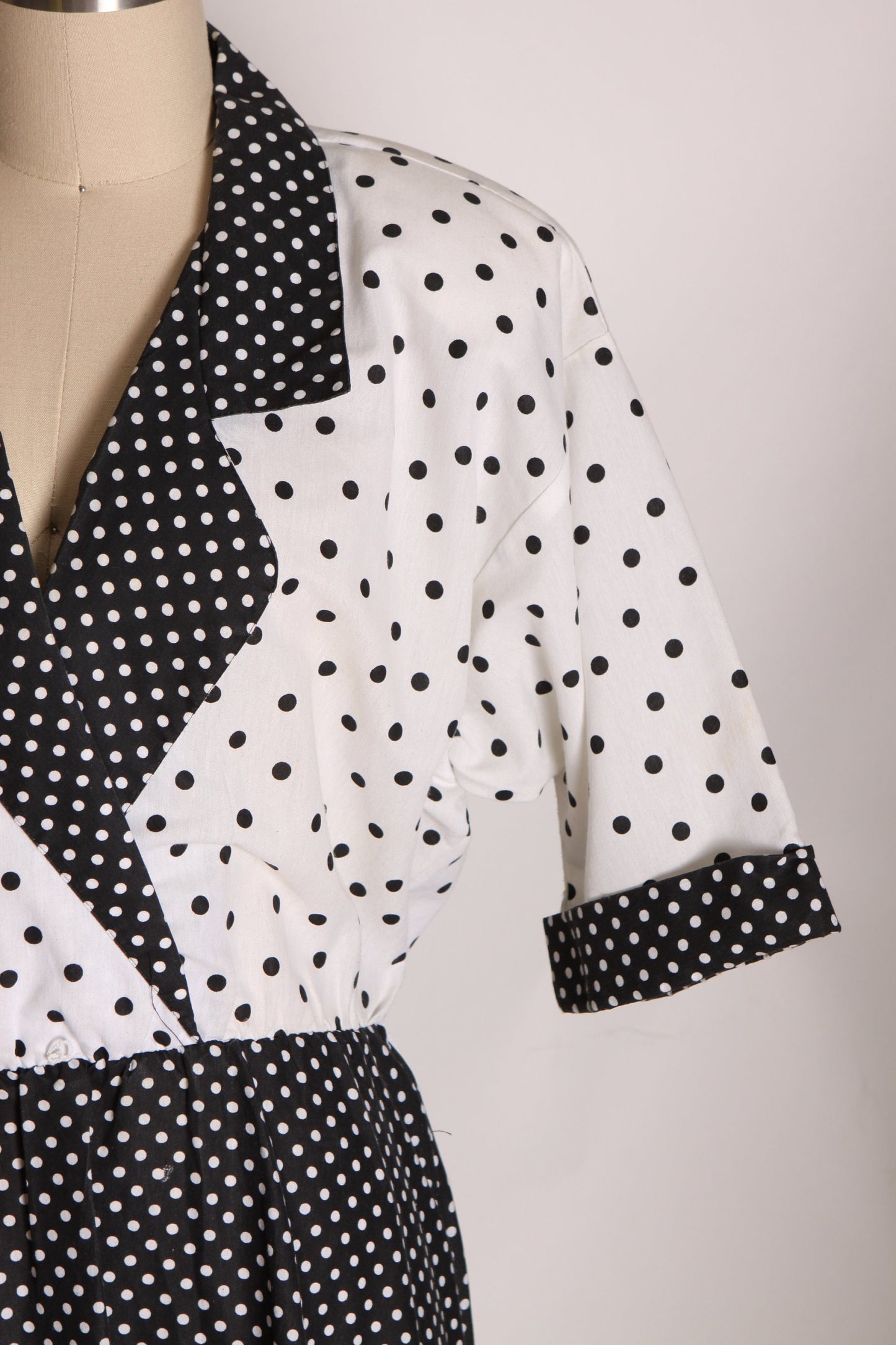 1980s Black and White Polka Dot Short Sleeve Fit and Flare Dress by Caliche -L