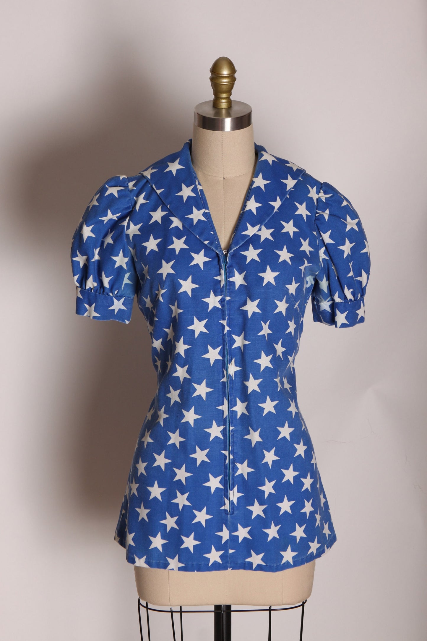 1970s Blue and White America Short Sleeve Novelty Stars Print Sailor Style Blouse -S