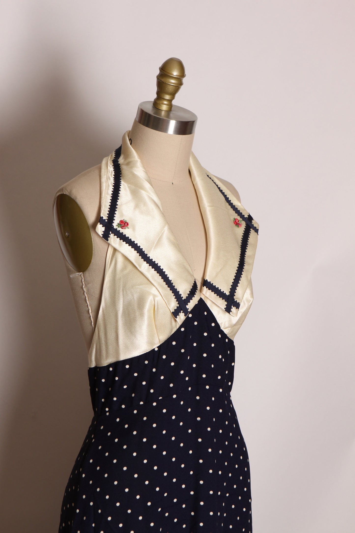 1970s Navy Blue and Cream Polka Dot Halter Open Back Full Length Formal Prom Dress -XS