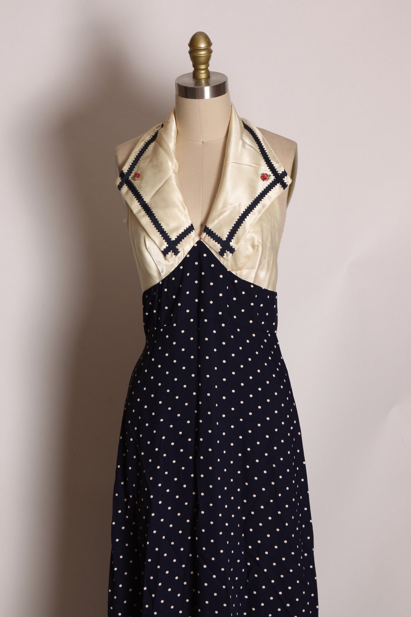 1970s Navy Blue and Cream Polka Dot Halter Open Back Full Length Formal Prom Dress -XS