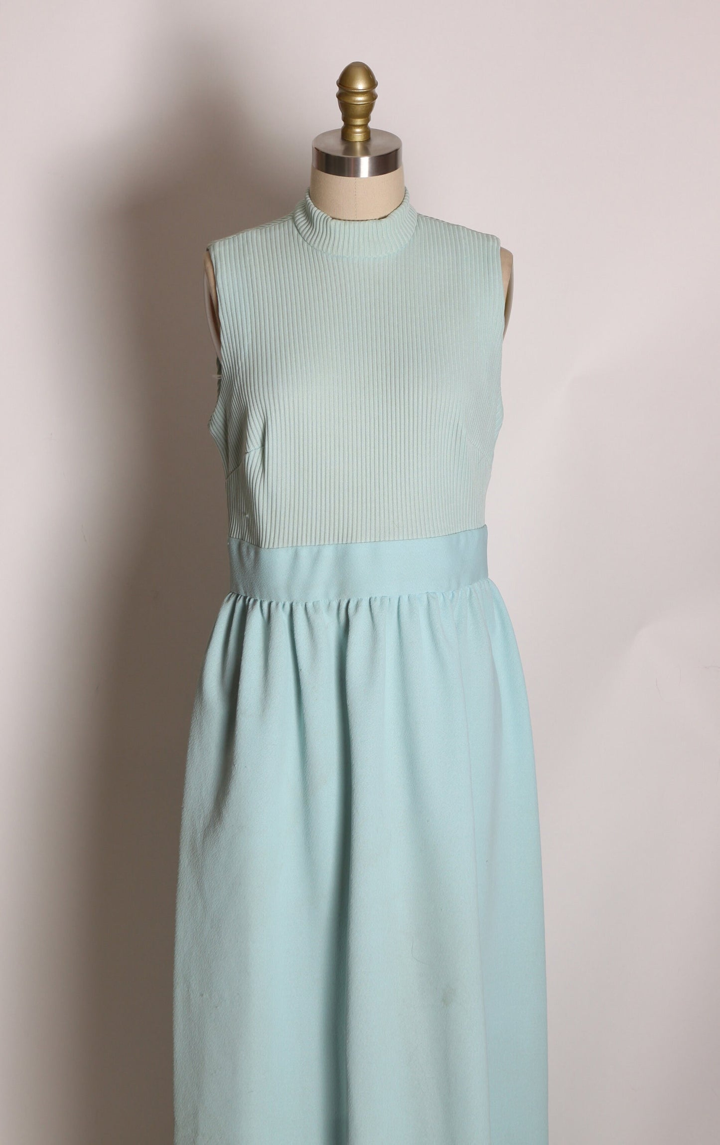 1970s Light Pastel Blue Sleeveless Full Length Dress with Matching Jacket -M