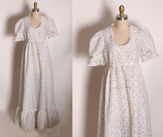 1970s White and Pink Floral Eyelet Lace Short Sleeve Empire Waist Prairie Cottagecore Dress -S