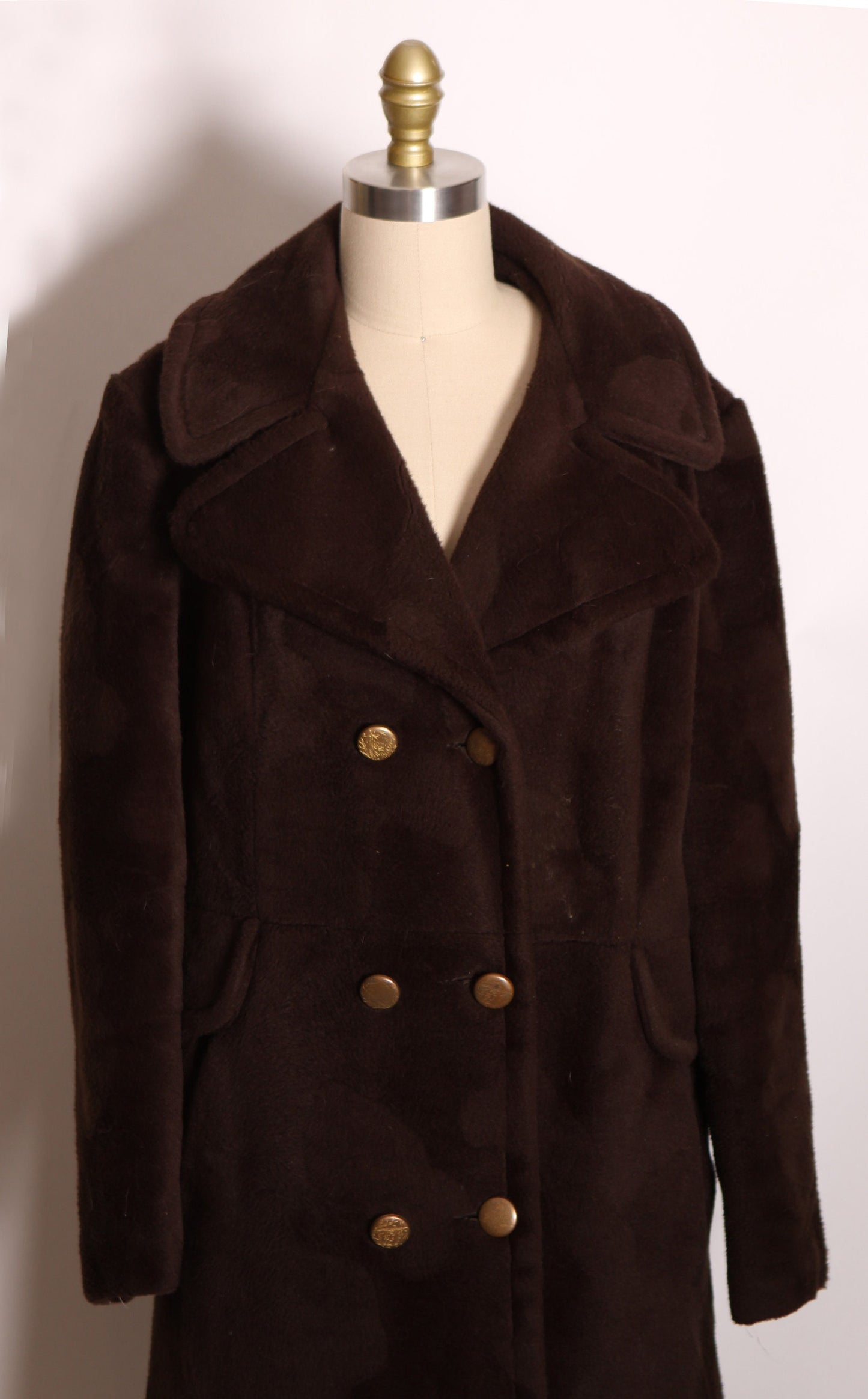 1970s Dark Brown Faux Fur Gold Tone Button Up Long Sleeve Fuzzy Coat by Trail Tracer