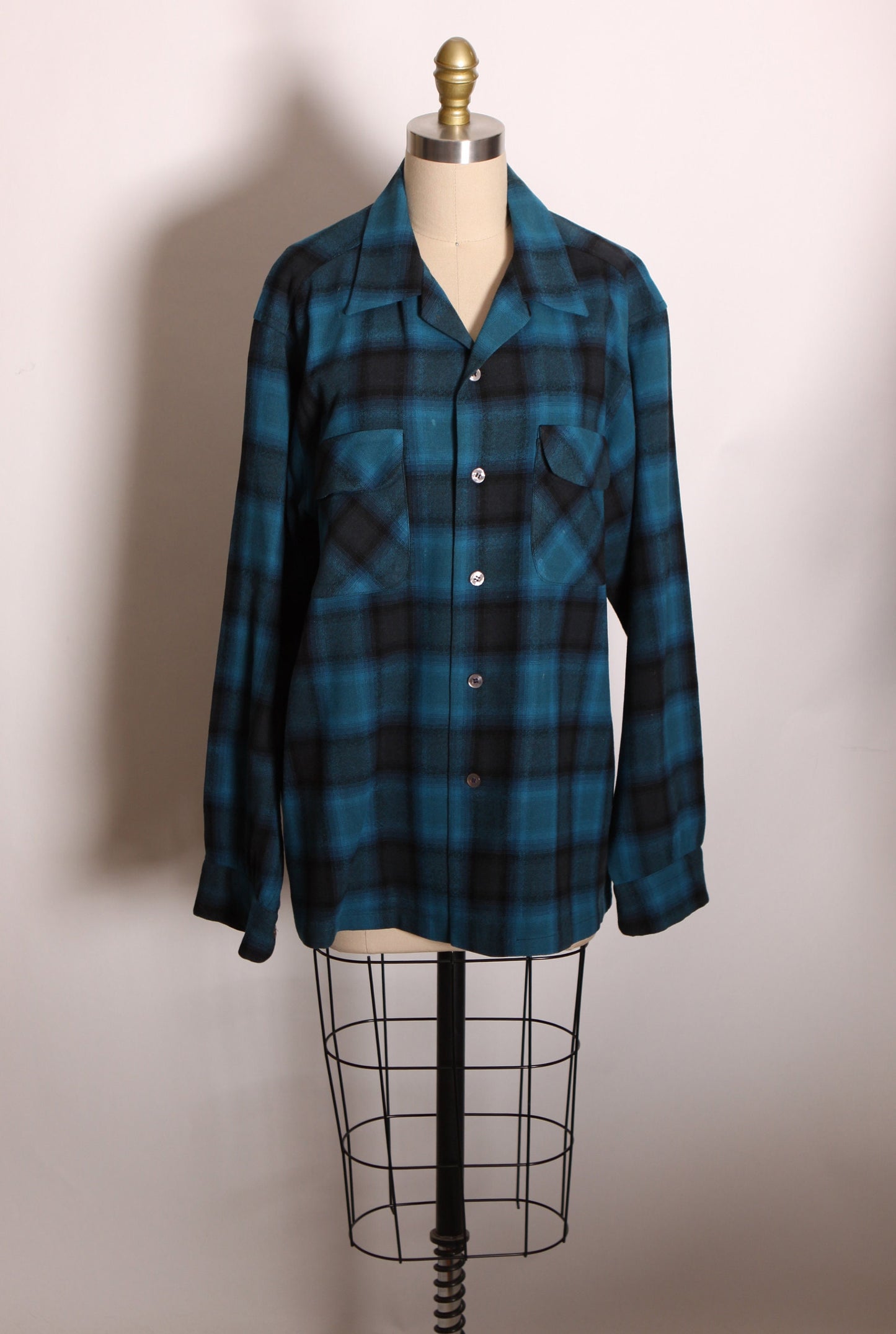 1950s 1960s Blue and Black Plaid Long Sleeve Button Up Wool Pendleton Style Mens Jacket -XL