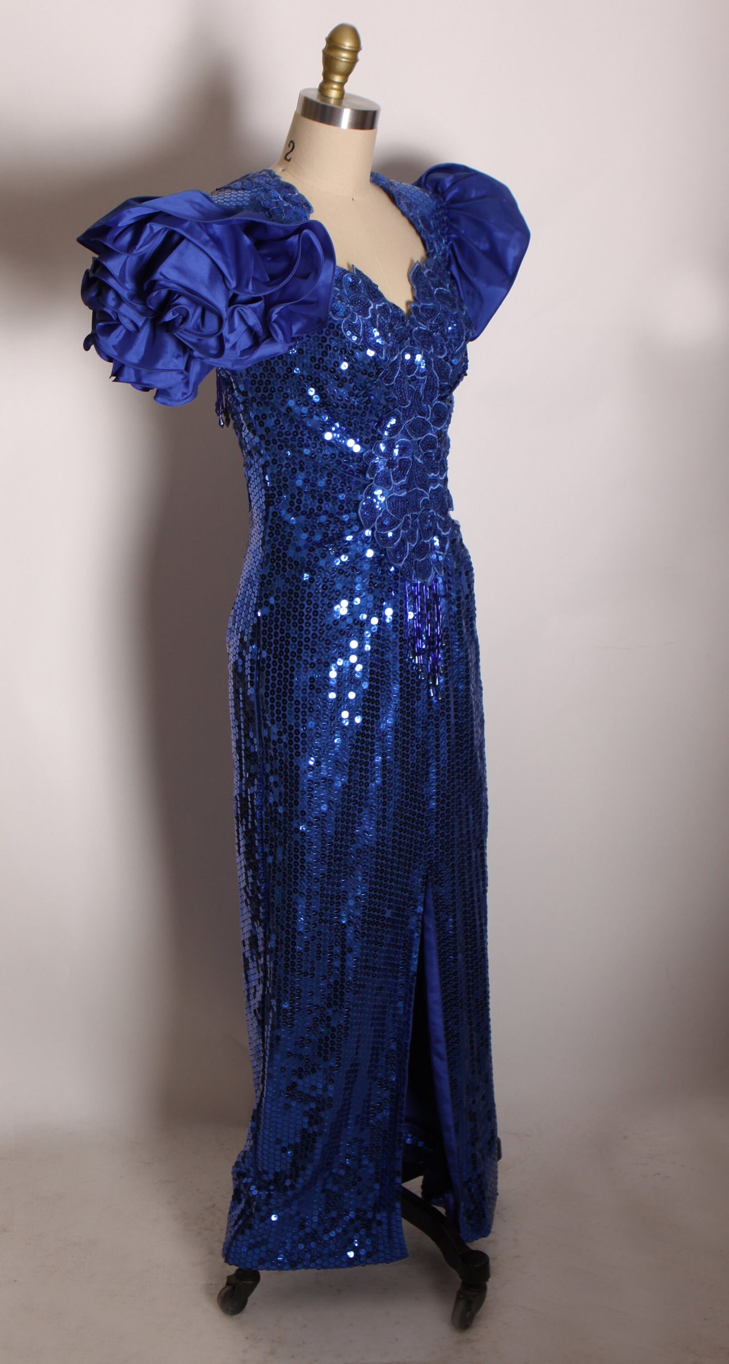 1980s Blue Sequin Ruffle Short Sleeve Full Length Leg Split Back Beaded Fringe Formal Prom Dress by Alyce Designs -M