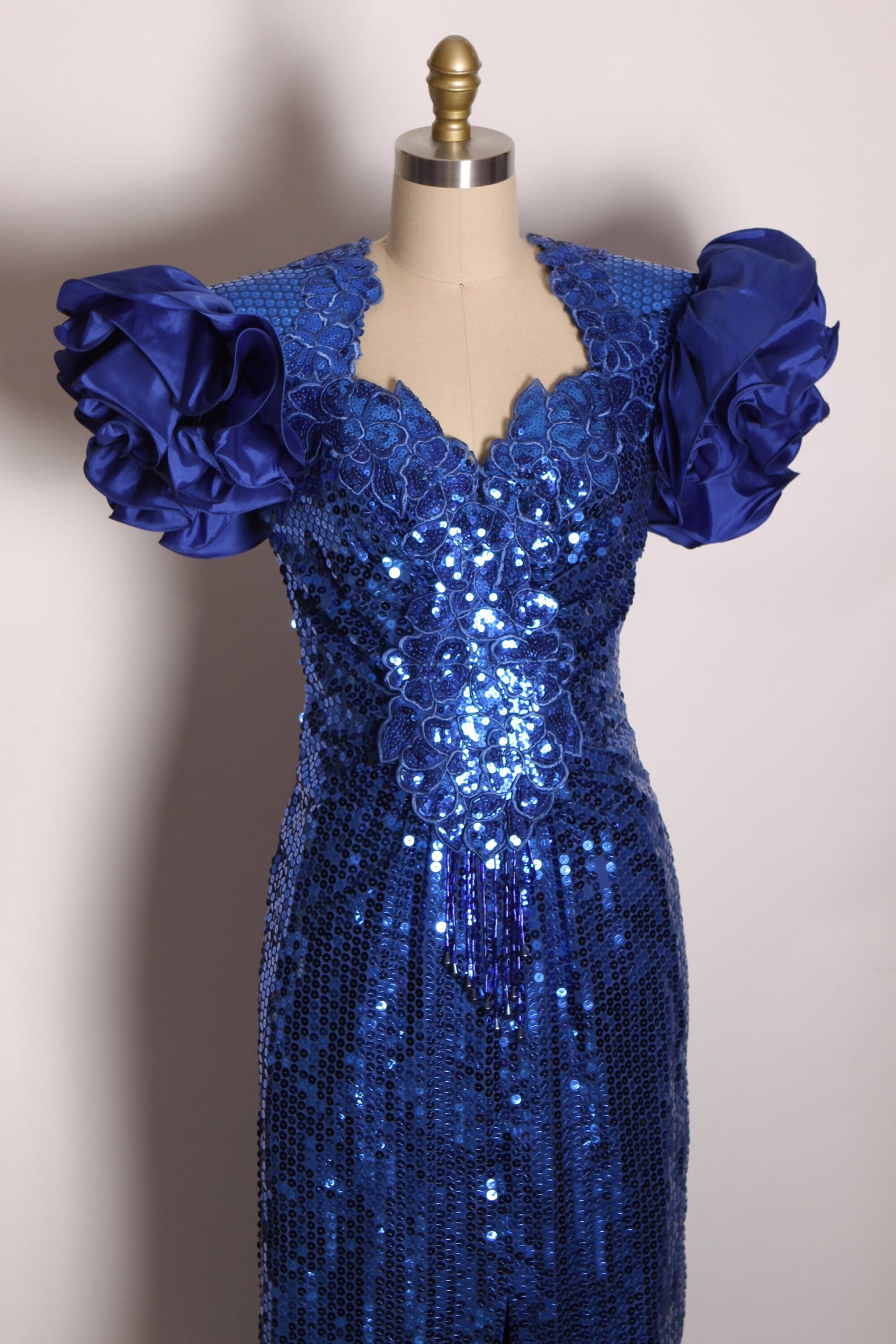 1980s Blue Sequin Ruffle Short Sleeve Full Length Leg Split Back Beaded Fringe Formal Prom Dress by Alyce Designs -M