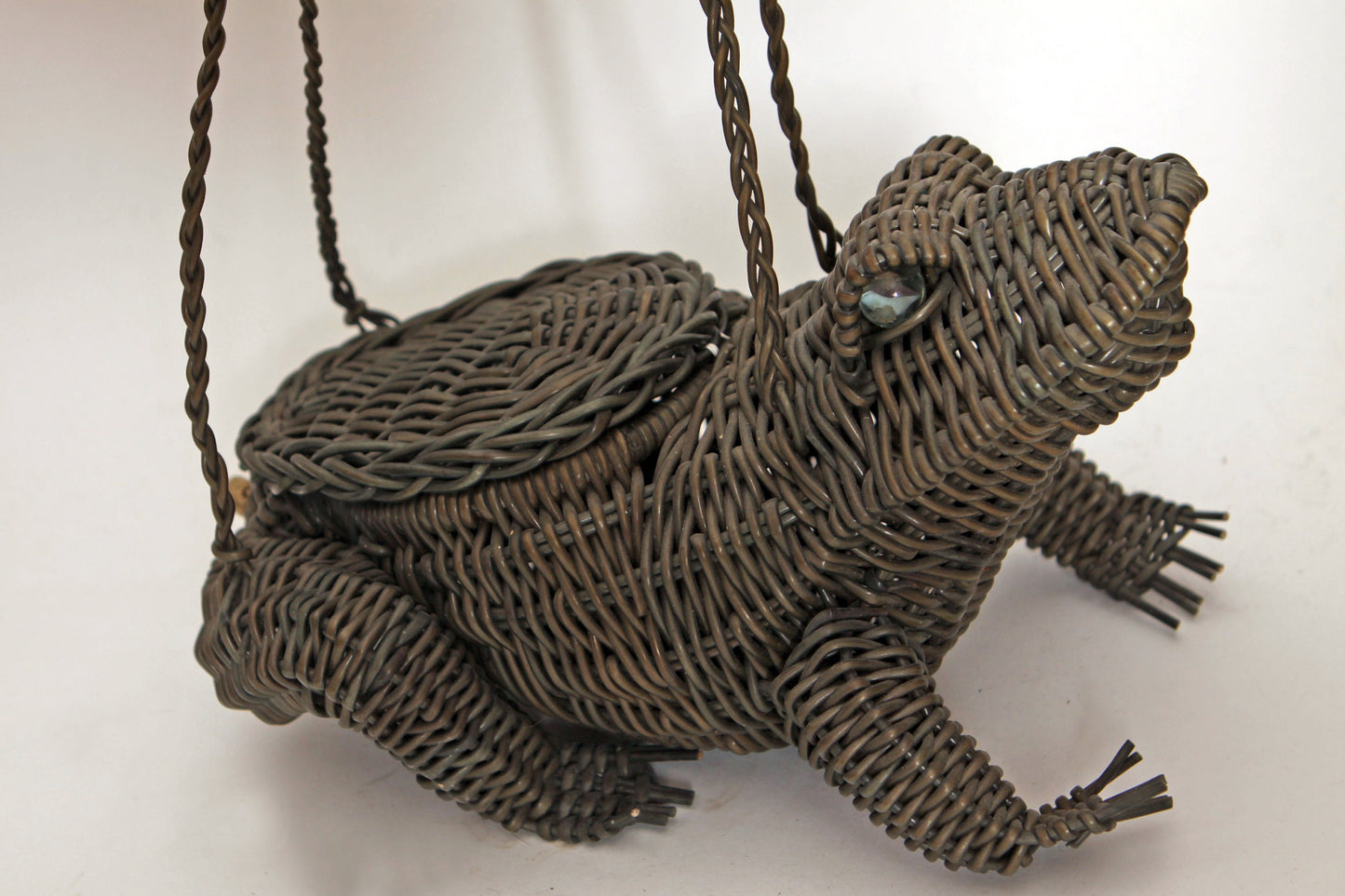 1950s 1960s Green Brown Wicker Woven Marble Eye Novelty Frog Purse