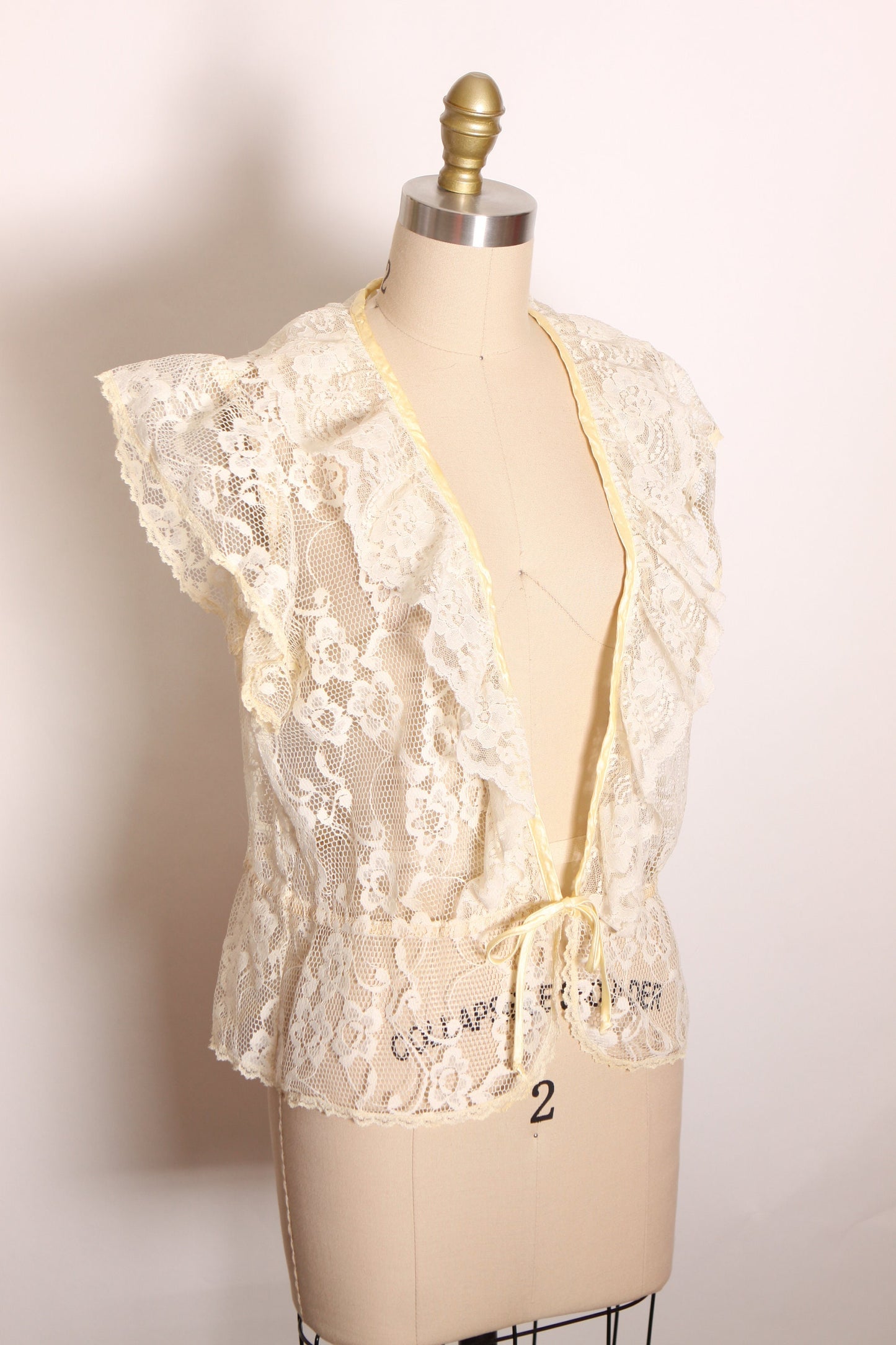 1970s Cream Lace Flutter Short Sleeve Sheer Lace Vest Blouse by Miss Joni -XL