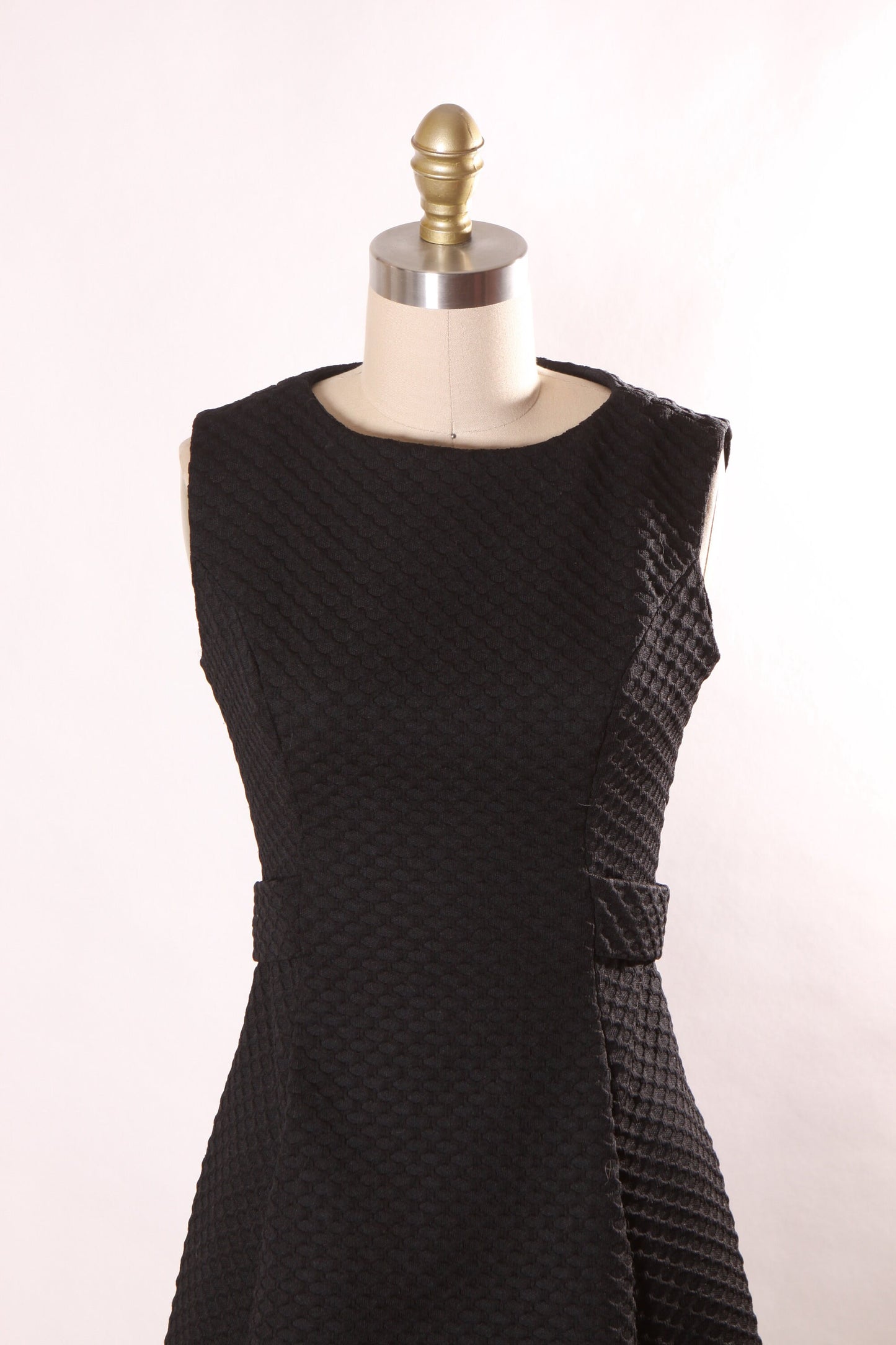 1960s Black Waffle Textured Polyester Sleeveless Back Buckle Mini Dress -XS