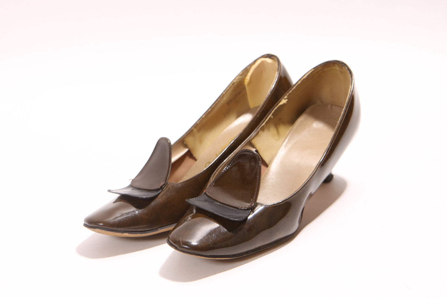 1960s Brown Swirl Detailed Toe High Heel Shoes Pumps by Antoinettes -Size 7