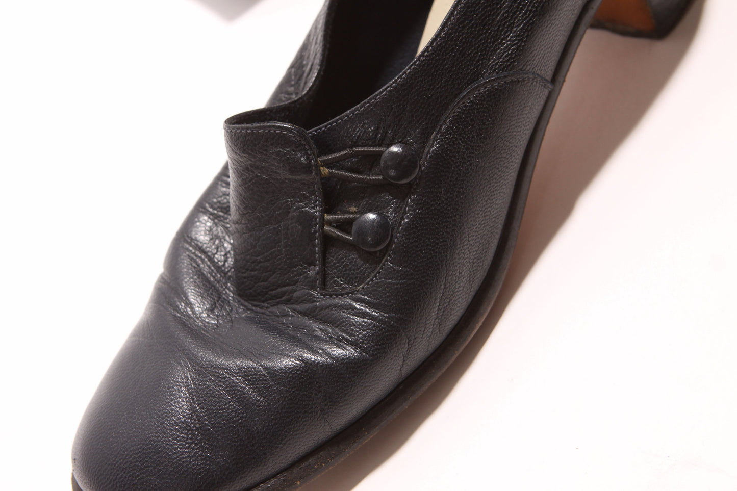 1960s Black Button Detail Short High Heel Shoes by Amalji by Rangoui -Size 7 1/2